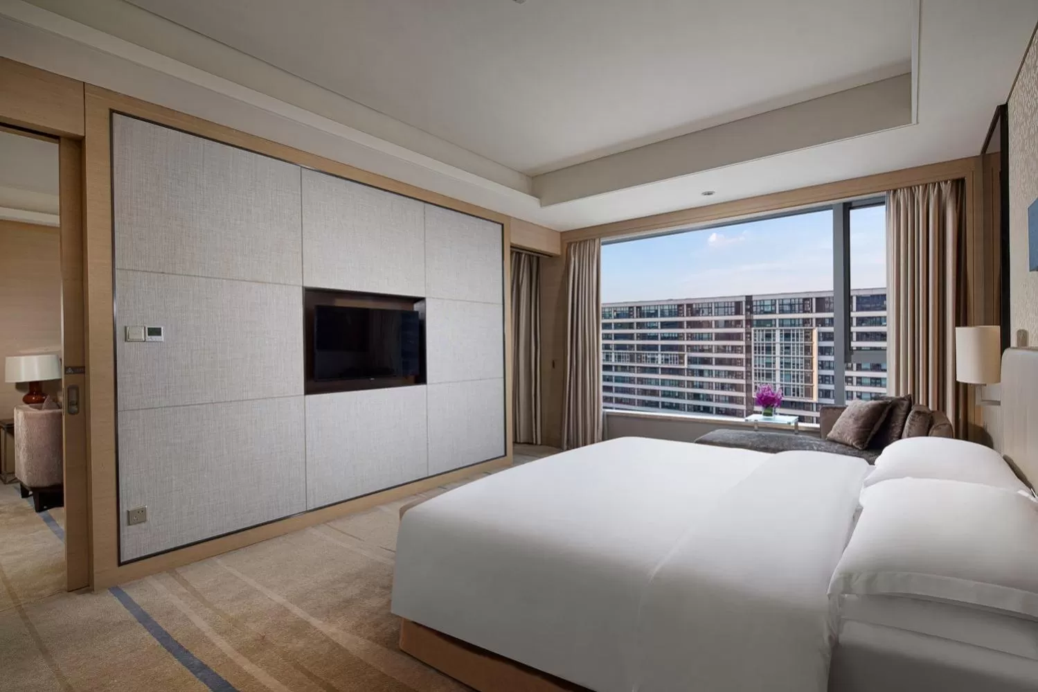 Bedroom, Bed in Crowne Plaza Guangzhou Huadu by IHG - Free Shuttle bus between hotel to Exhibition Center During Canton Fair