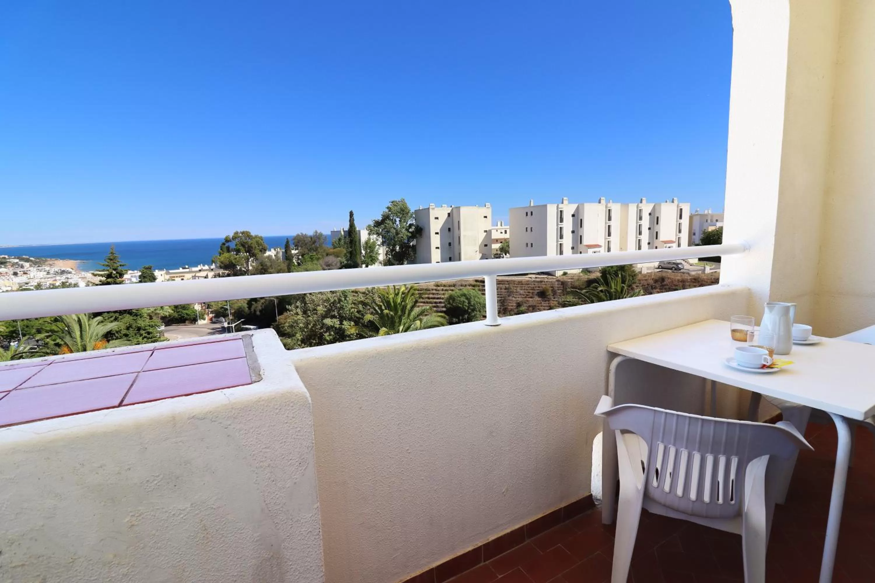 Balcony/Terrace in Bellavista Jardim By BeGuest