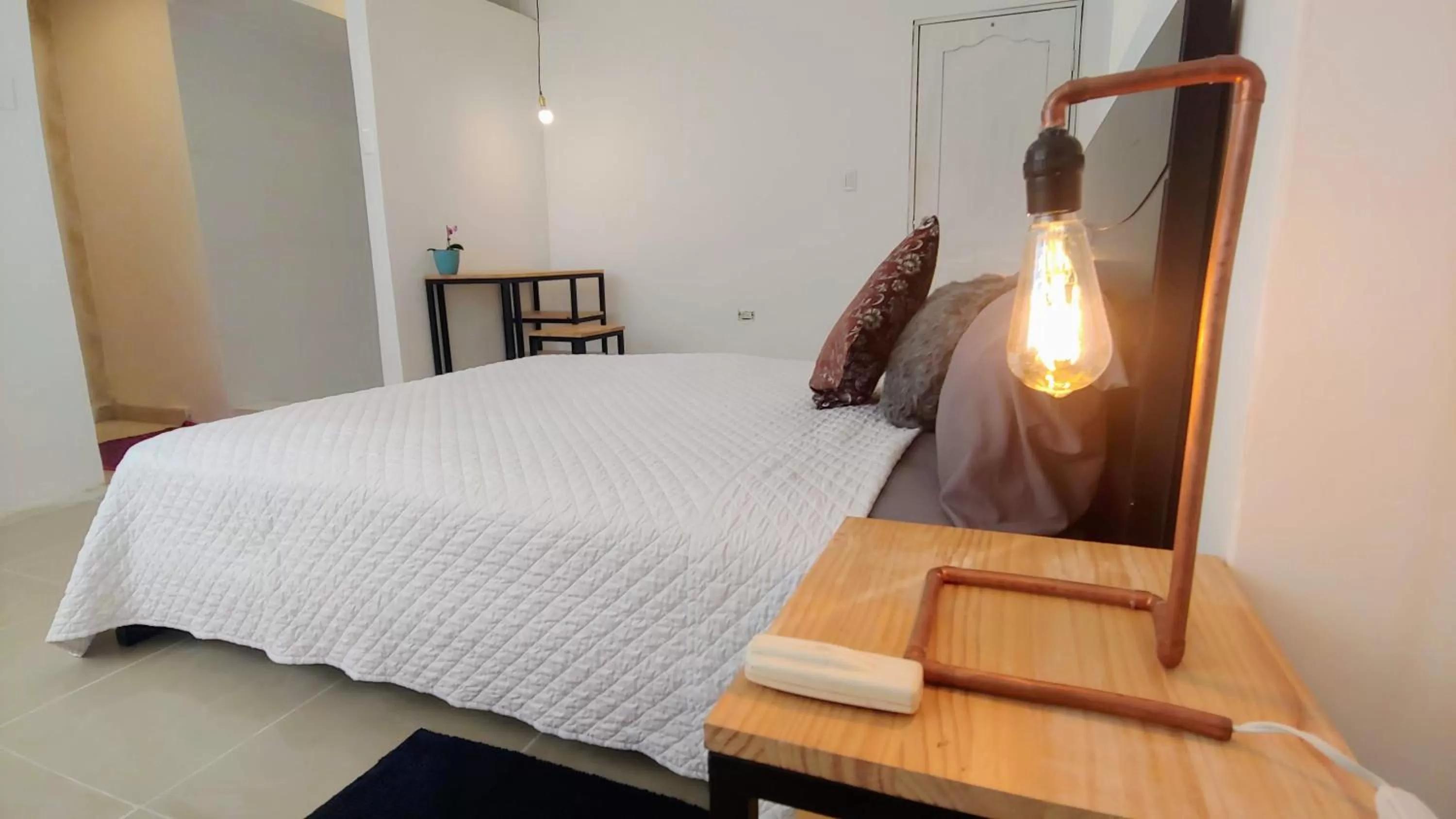 Bed in Pepe's House Guayaquil I Self Check-In MicroHotel