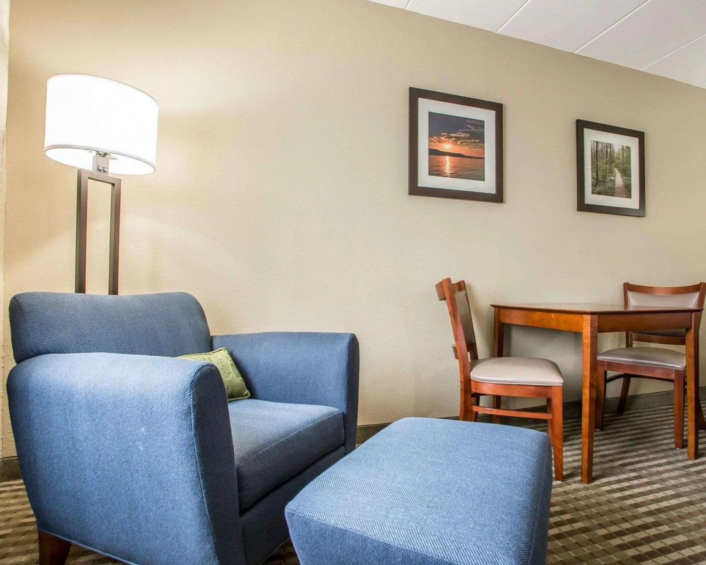 Photo of the whole room in Comfort Inn Hammond I-94