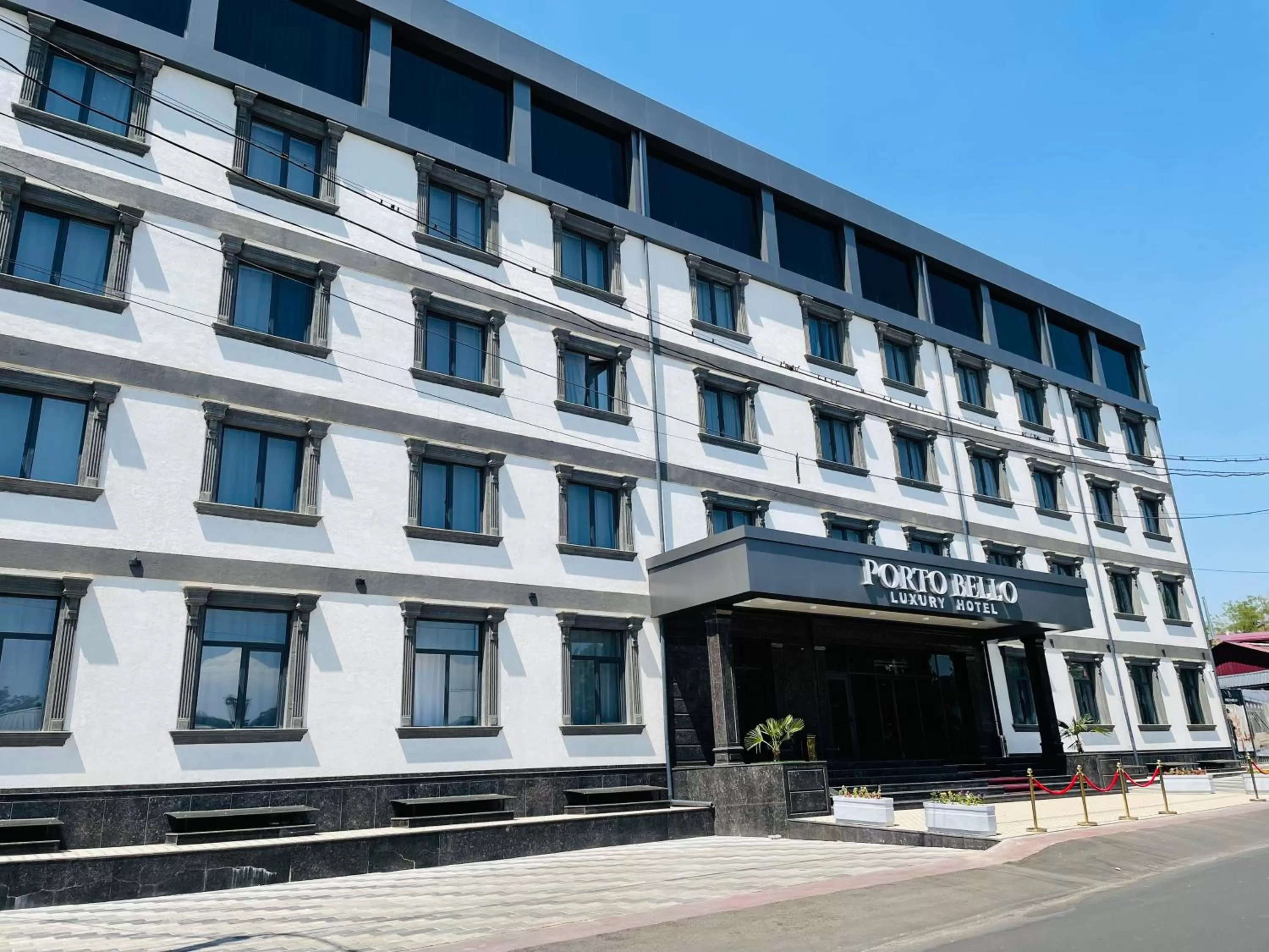 Property Building in Porto Bello Hotel