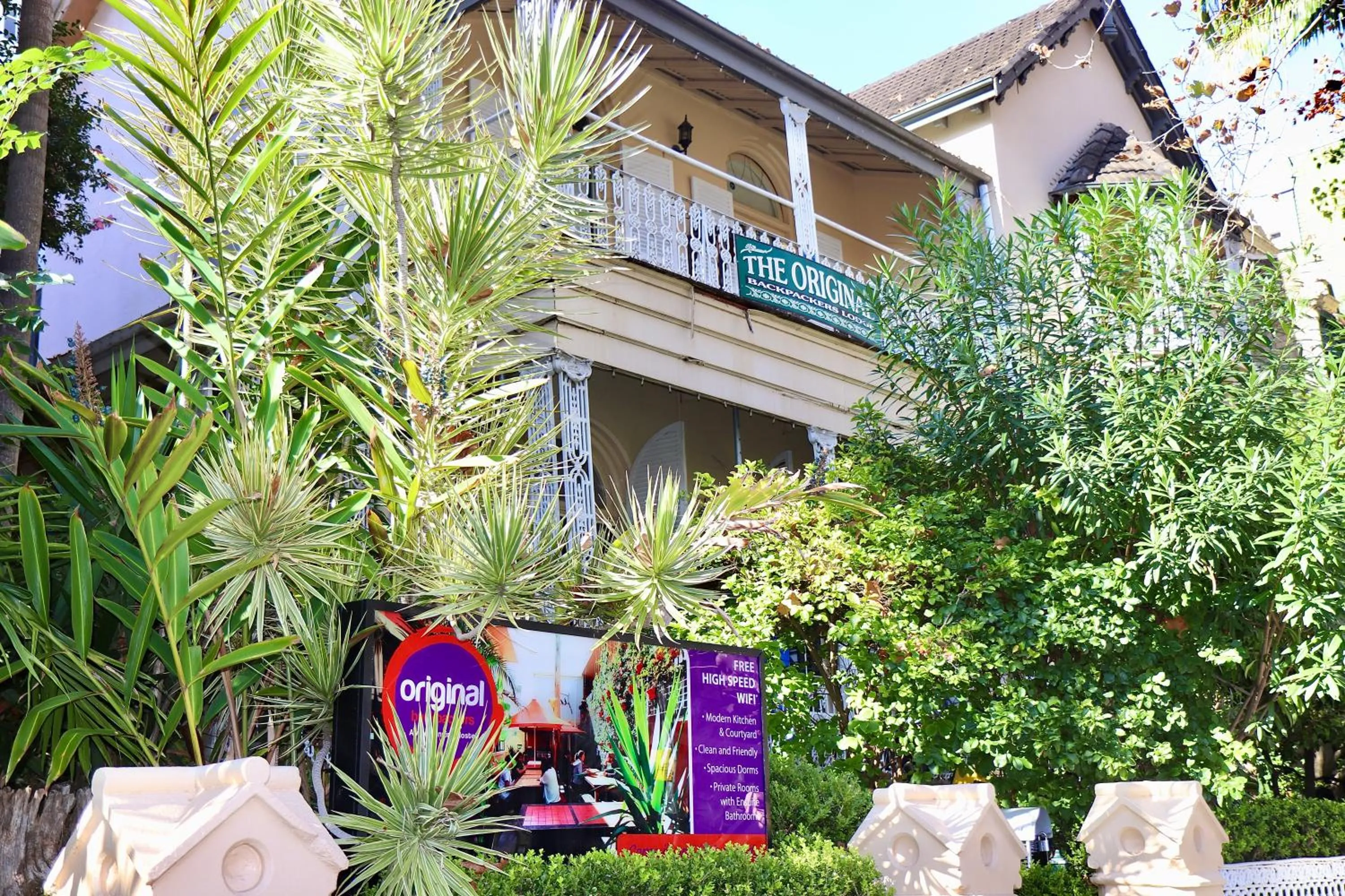 Property building in Original Backpackers