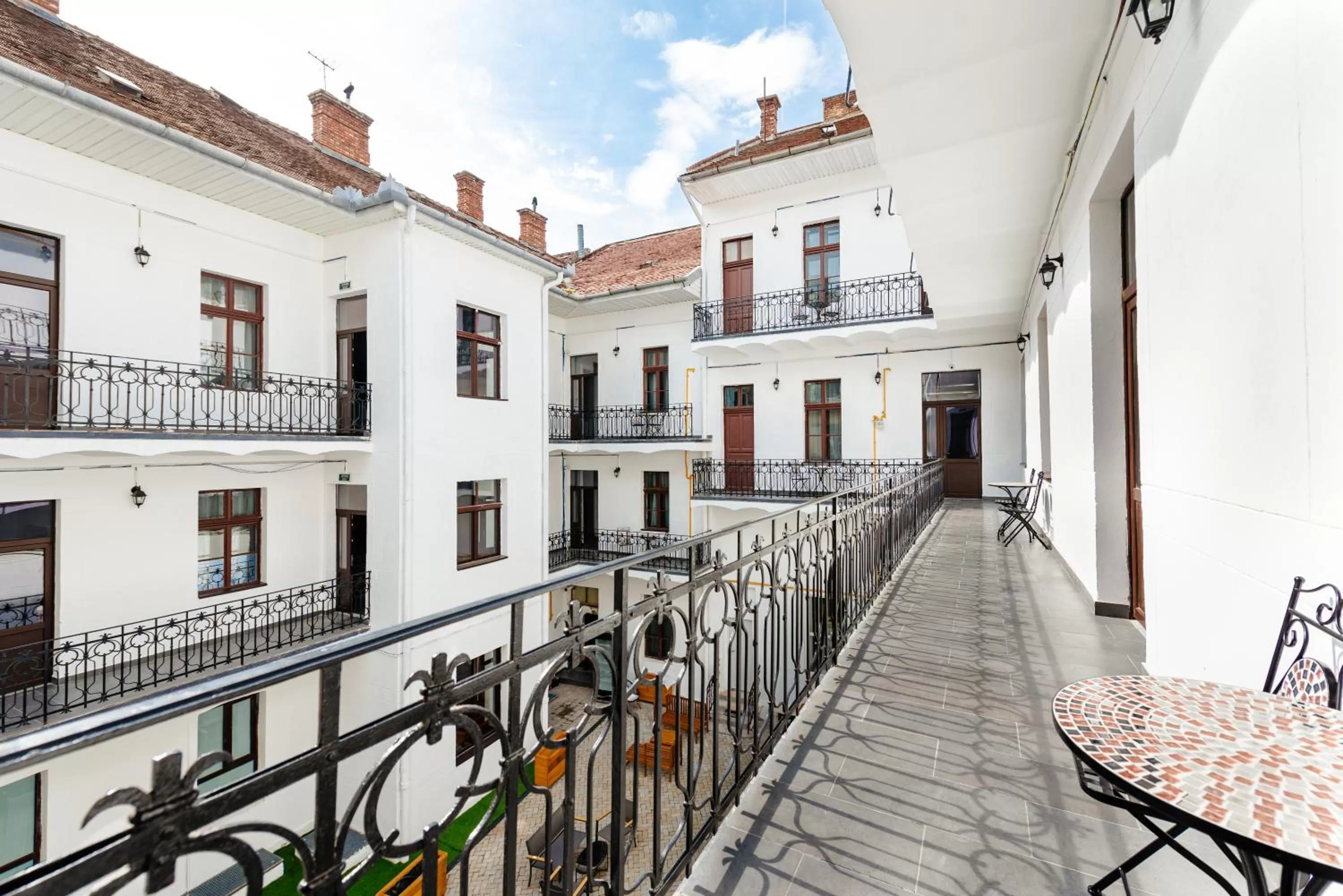 Balcony/Terrace in Palace Bulevard Inn