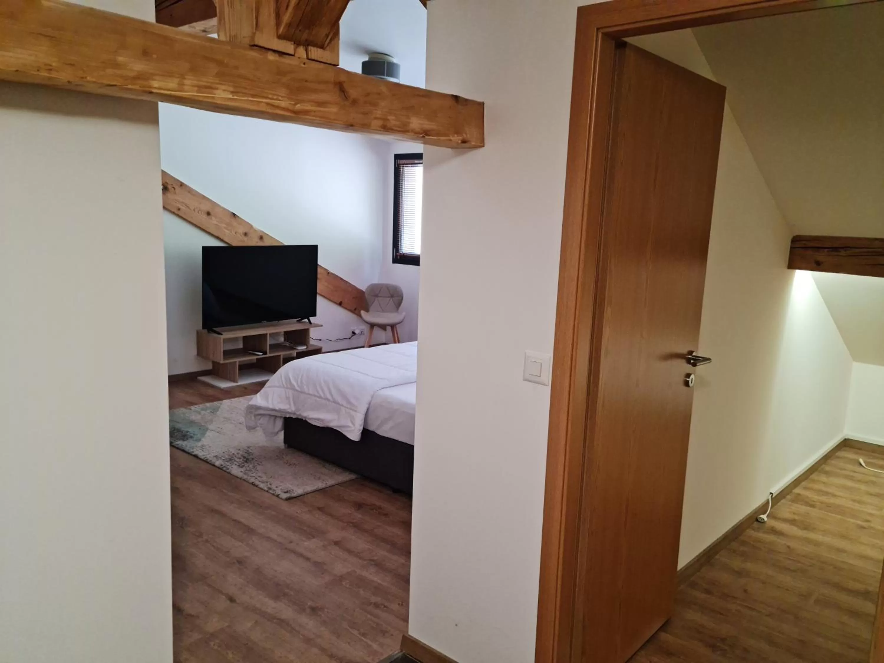 Photo of the whole room, Bed in La Factory