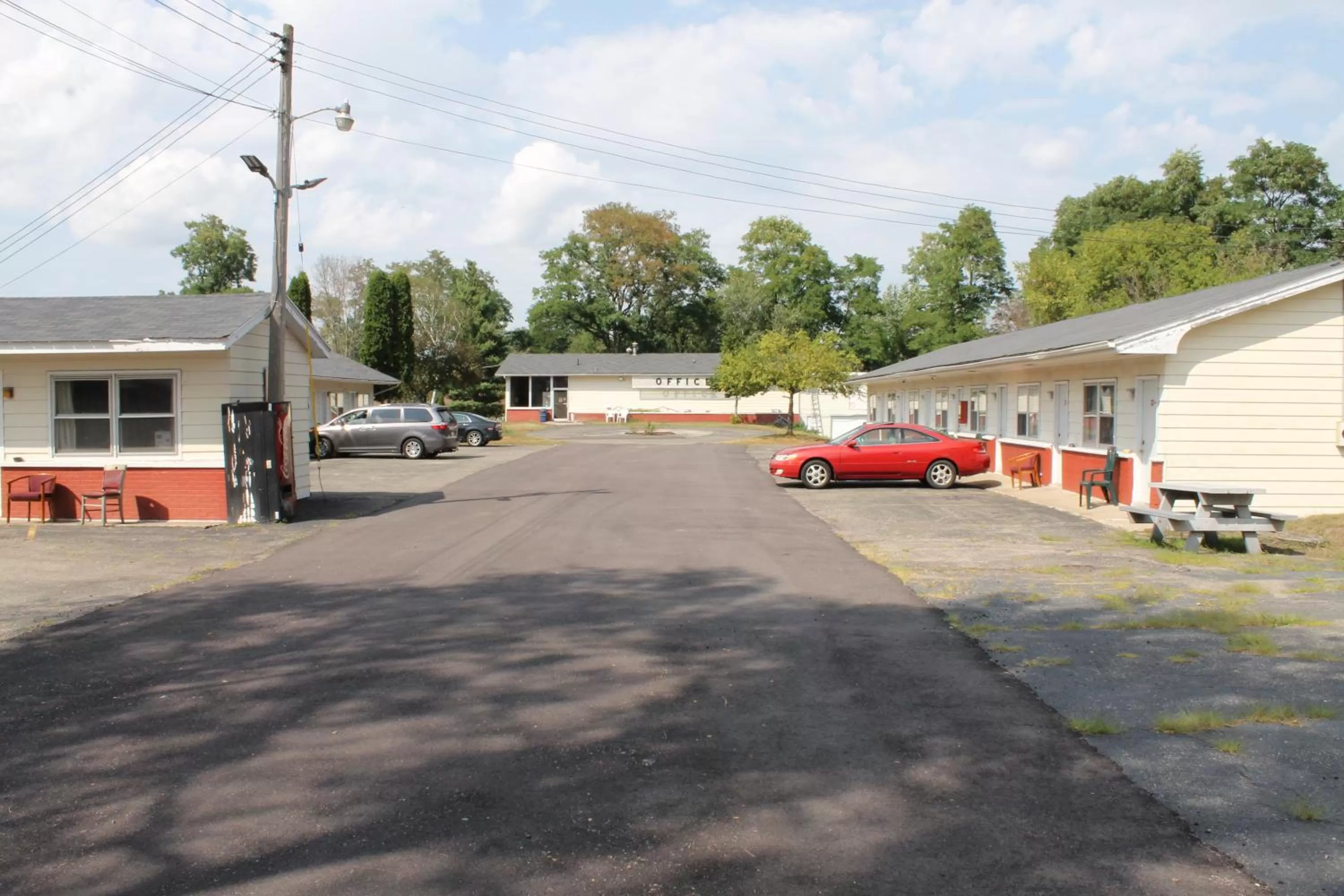 Property building in Motel Reedsburg