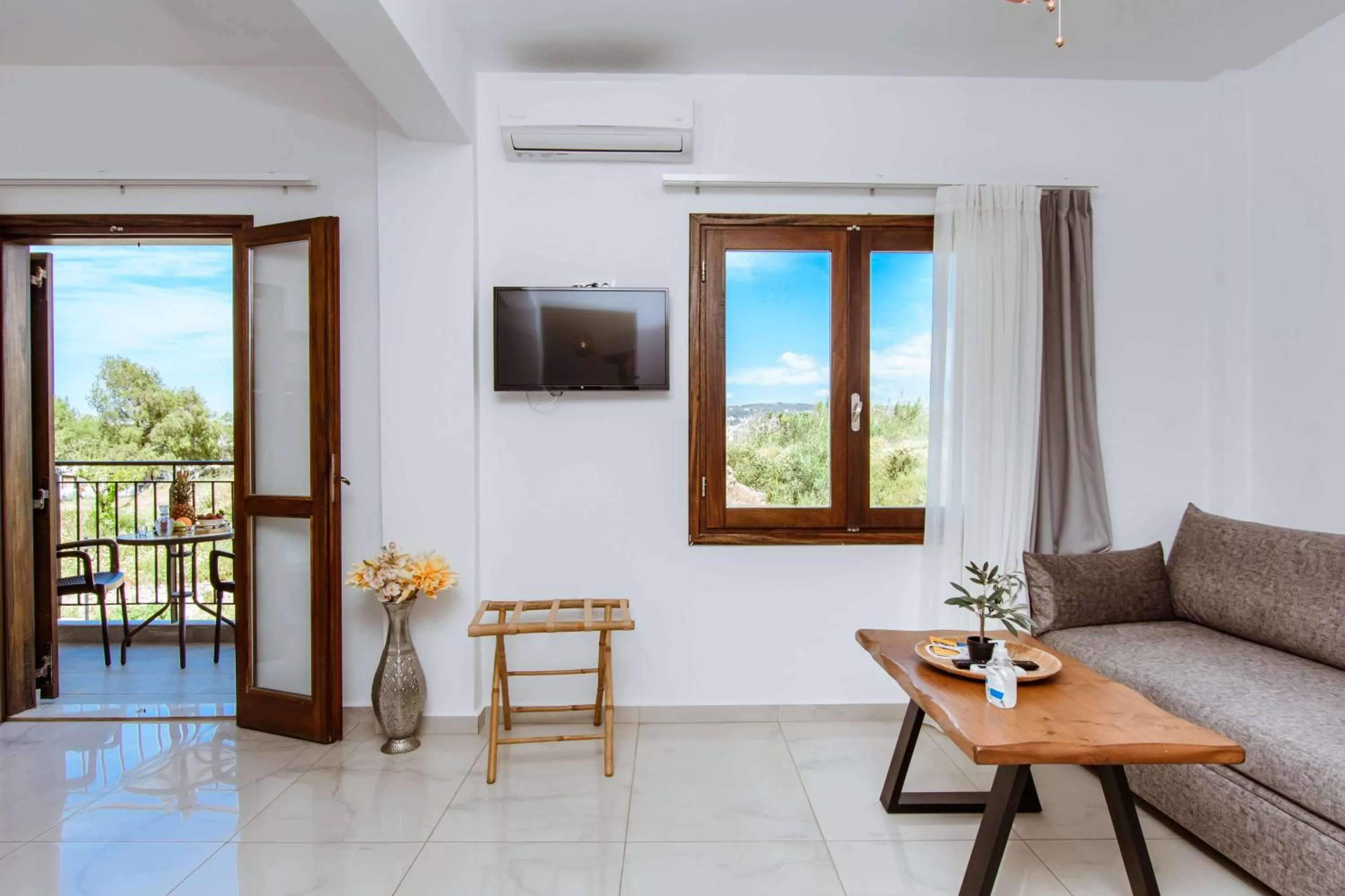 Bedroom in Deluxe Suites