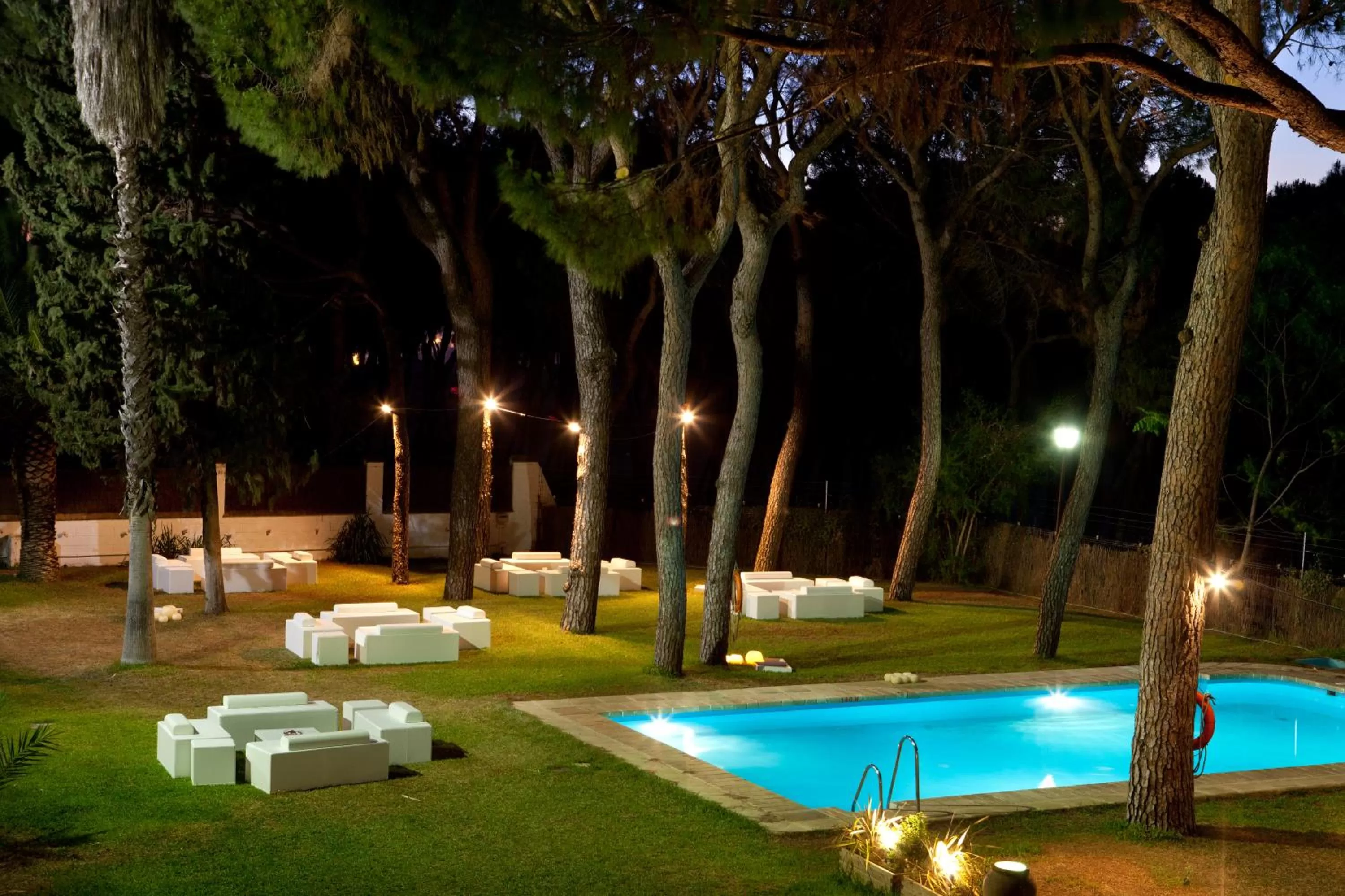 Property building in Hotel Oromana