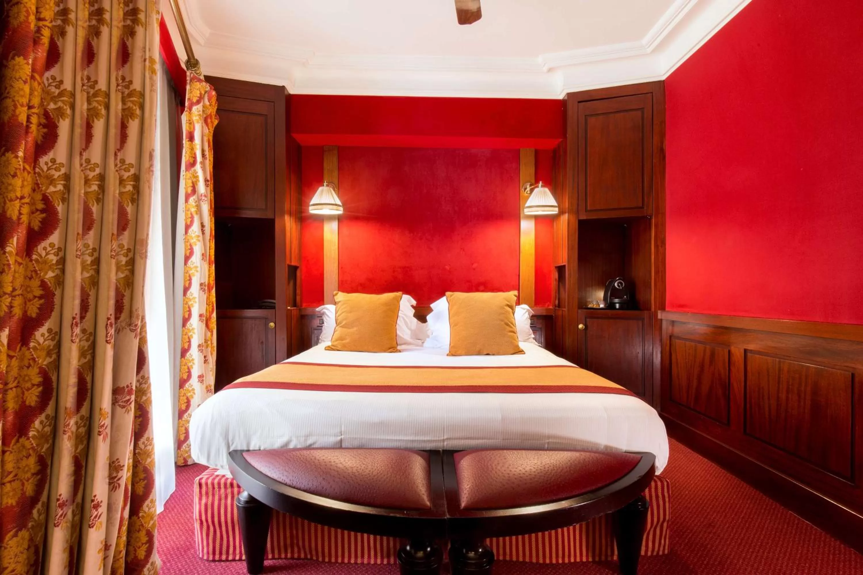 Bedroom, Bed in Grand Hotel de l'Opera - BW Premier Collection