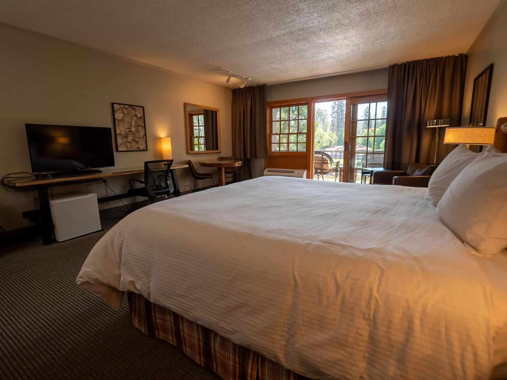 Bedroom, Bed in The Lodge at Riverside