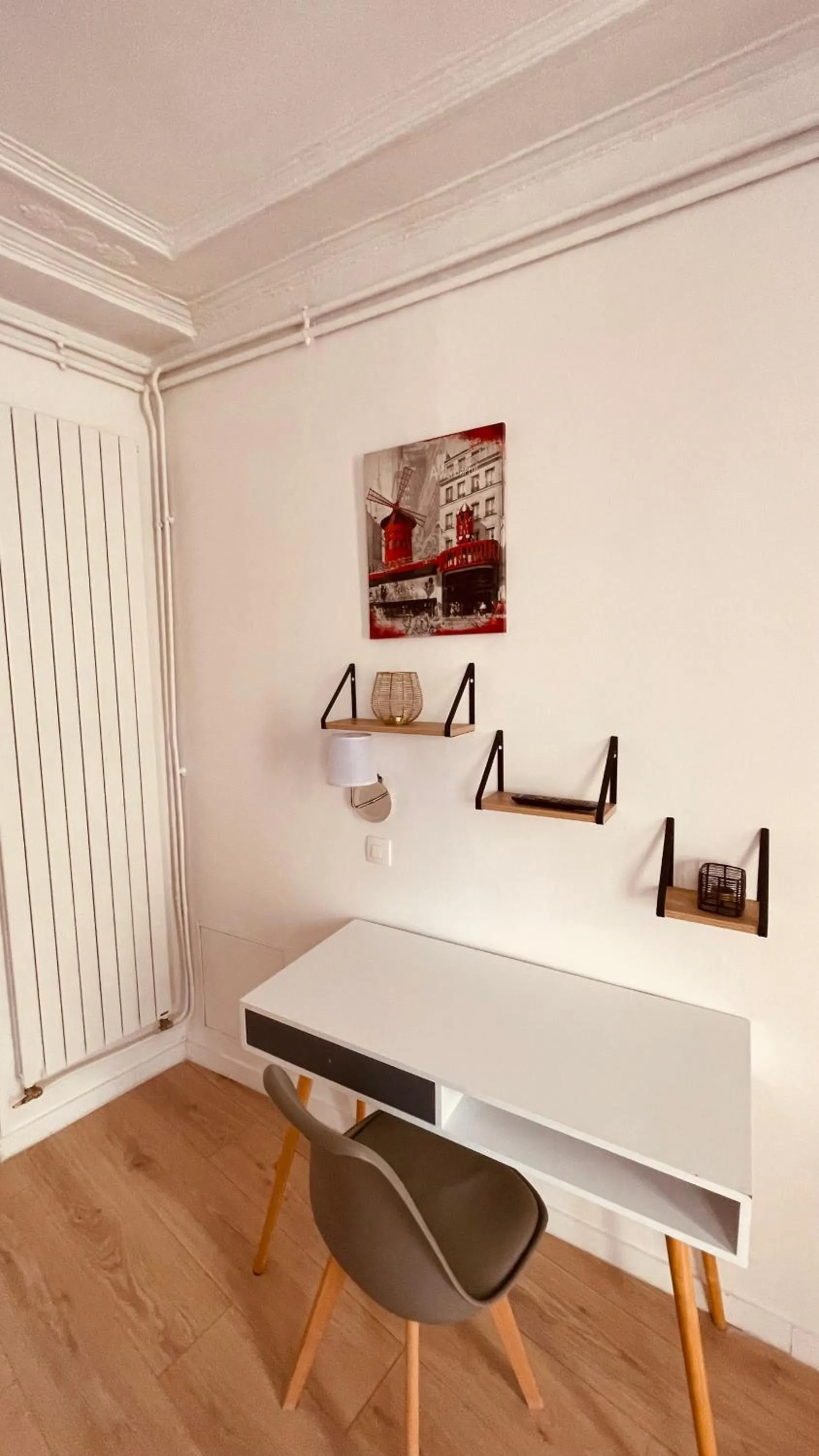 Decorative detail in Jeff Hotel