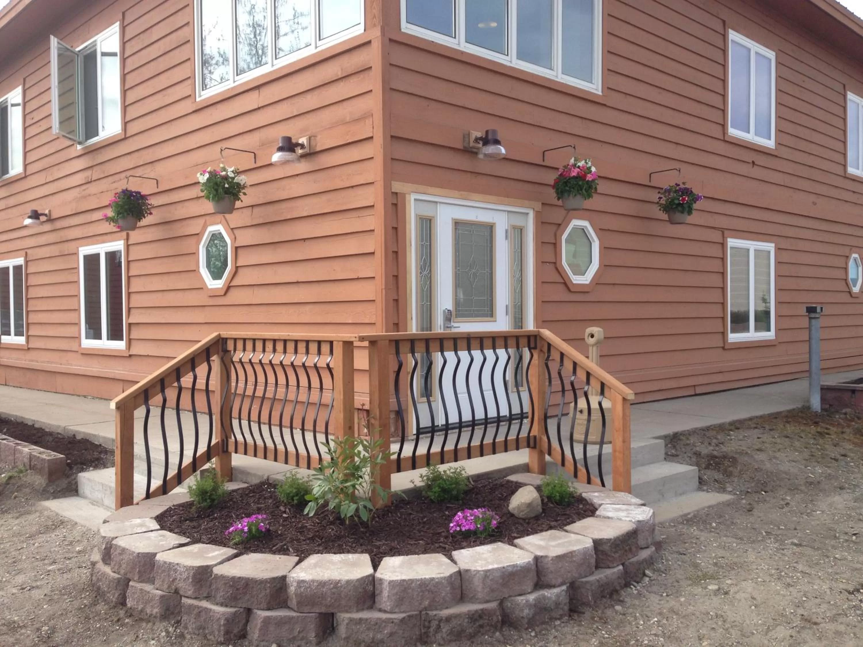 Property building in Rewak Studios