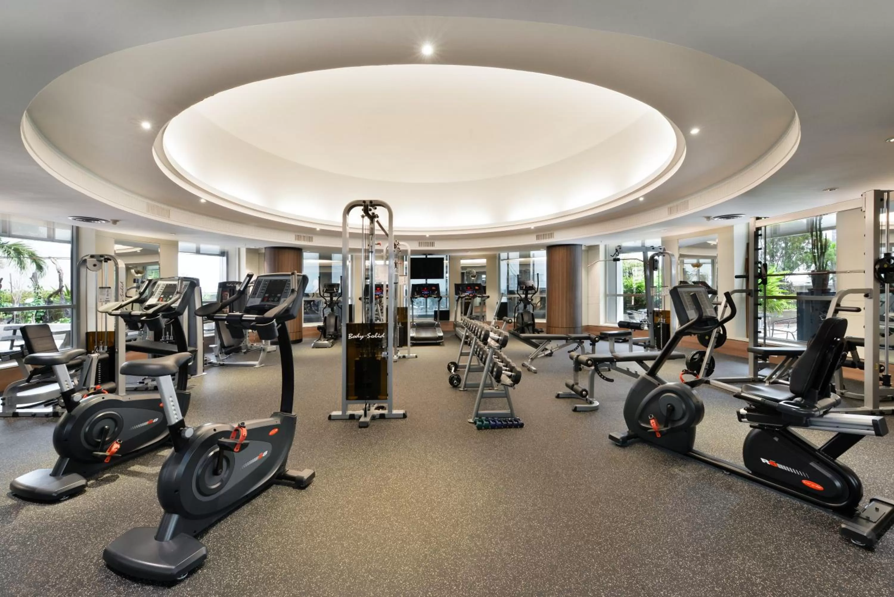Fitness centre/facilities in Miracle Grand Convention Hotel