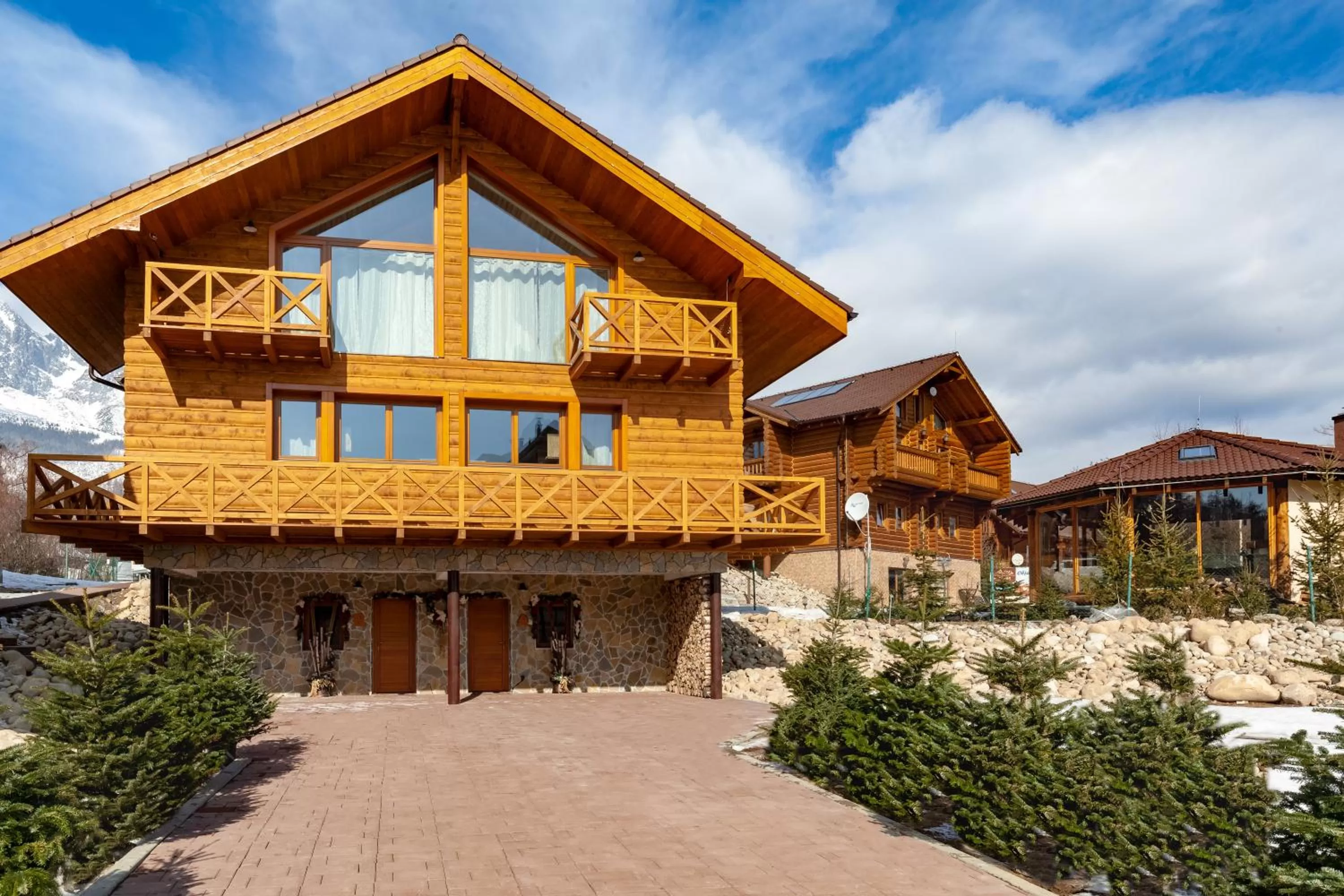 Property building in Chalets CEDER 1