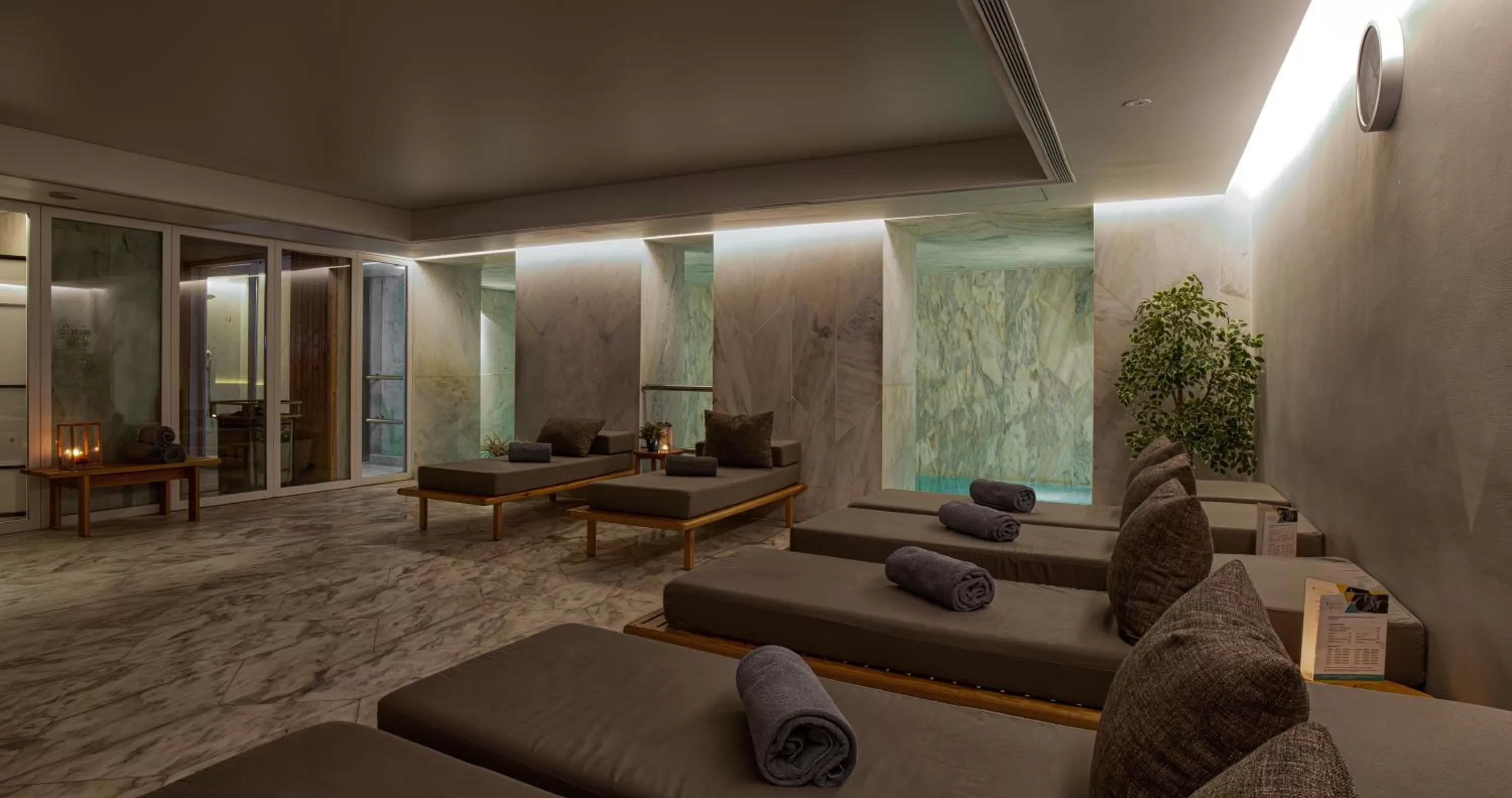 Massage in Lisboa Pessoa Hotel