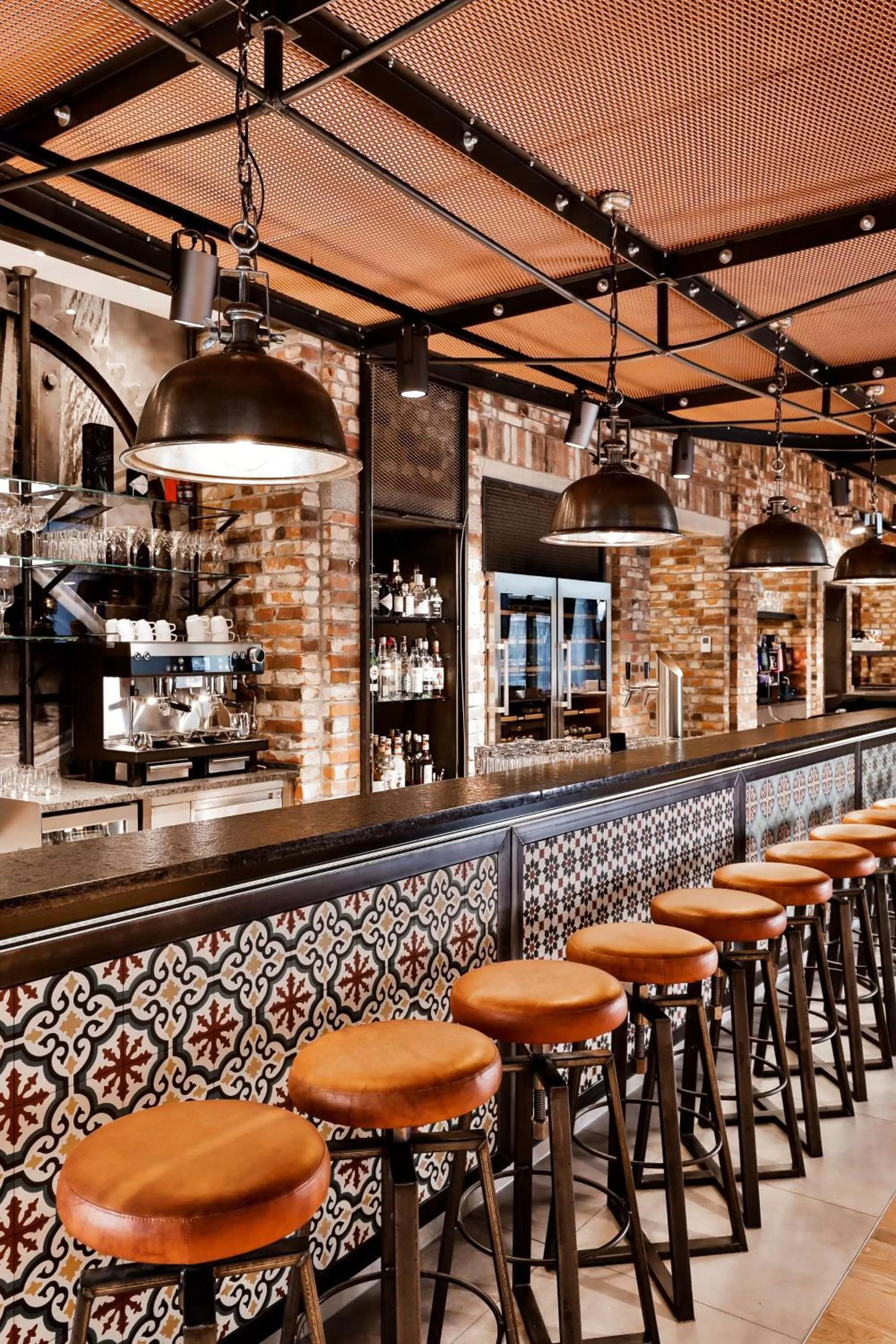 Lounge or bar in Dorint Hotel Düren