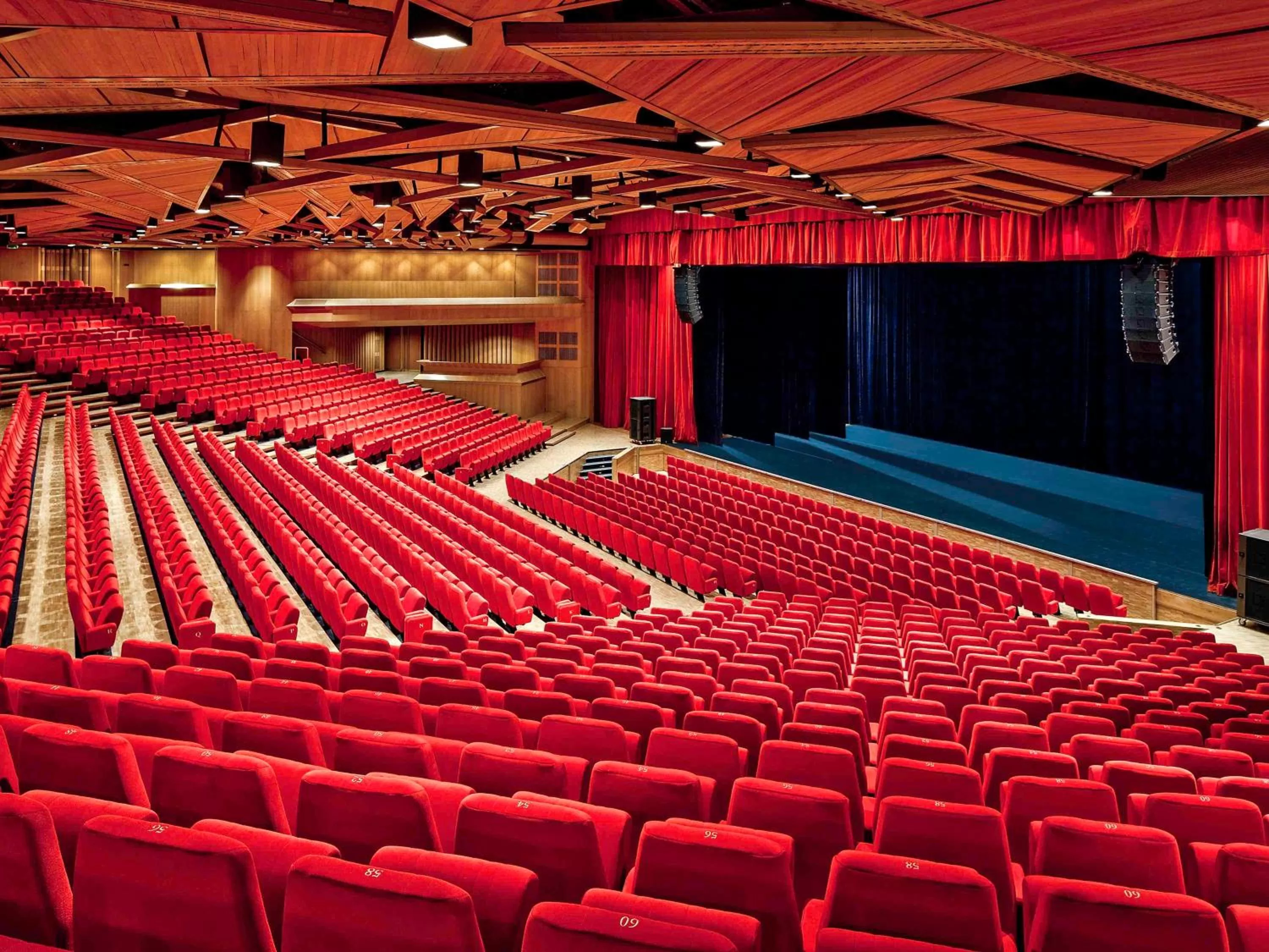 Meeting/conference room in Fairmont Grand Hotel Geneva