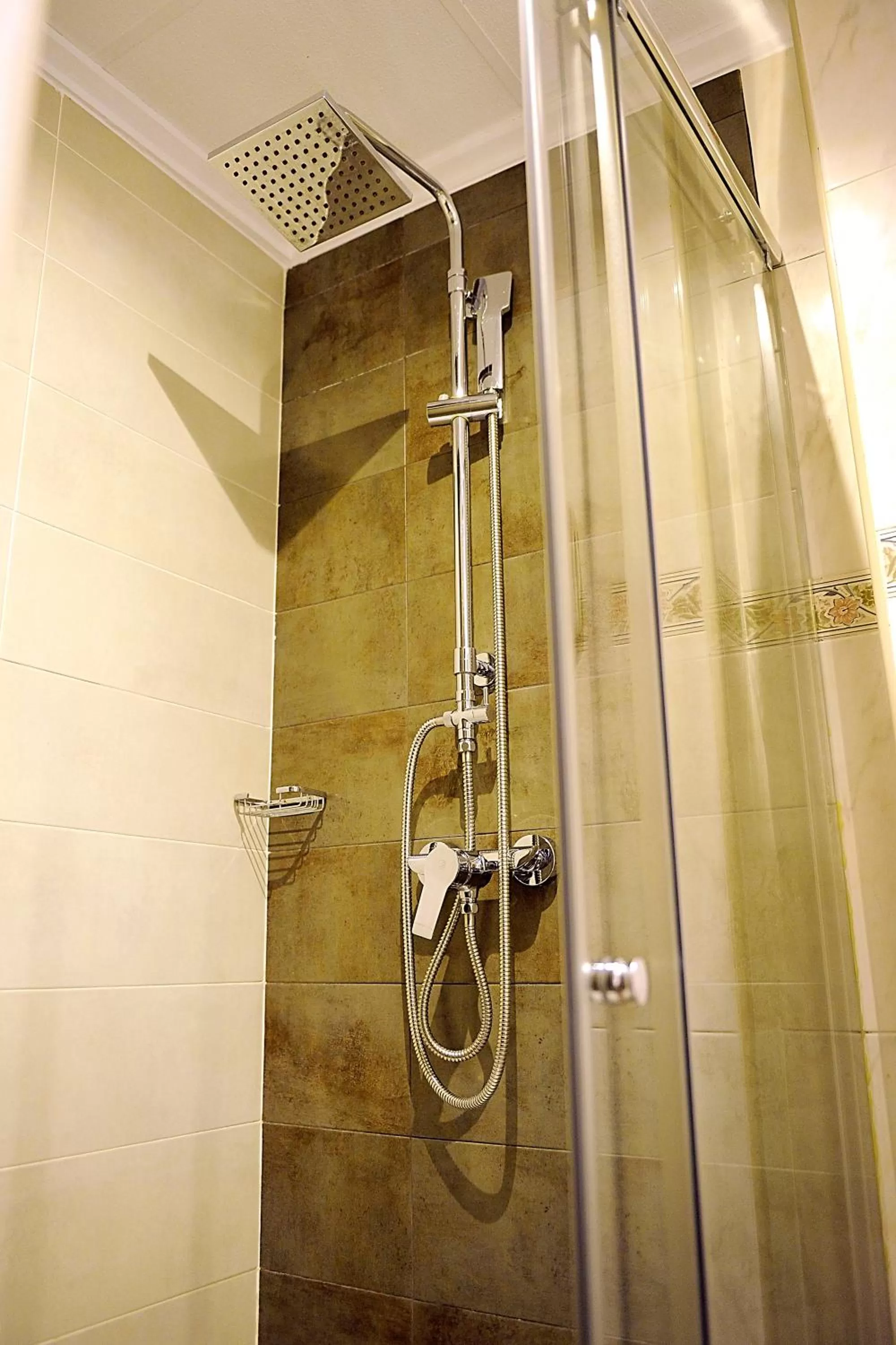 Shower in Hotel El Churra