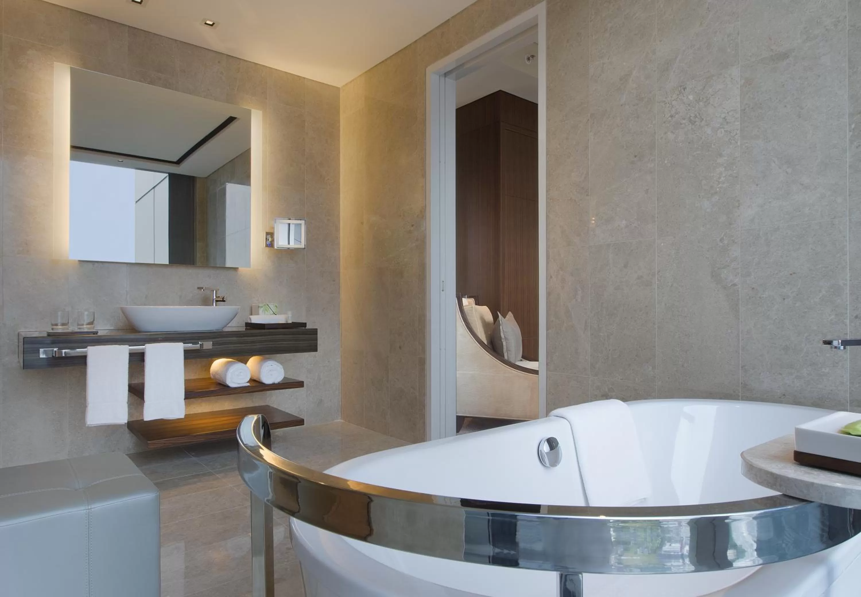 Shower in The Westin Singapore