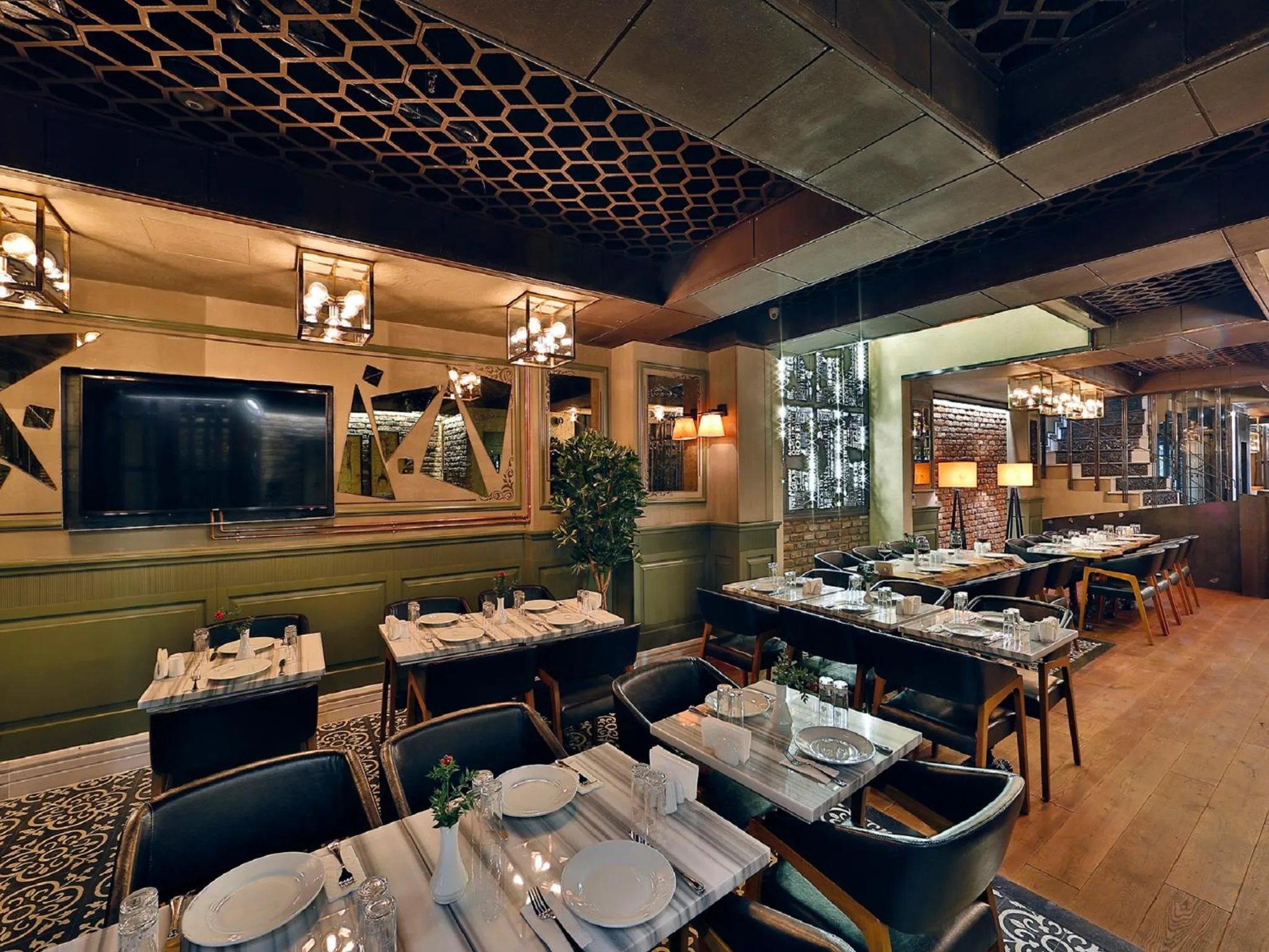 Restaurant/places to eat in Sanat Boutique Hotel Pera