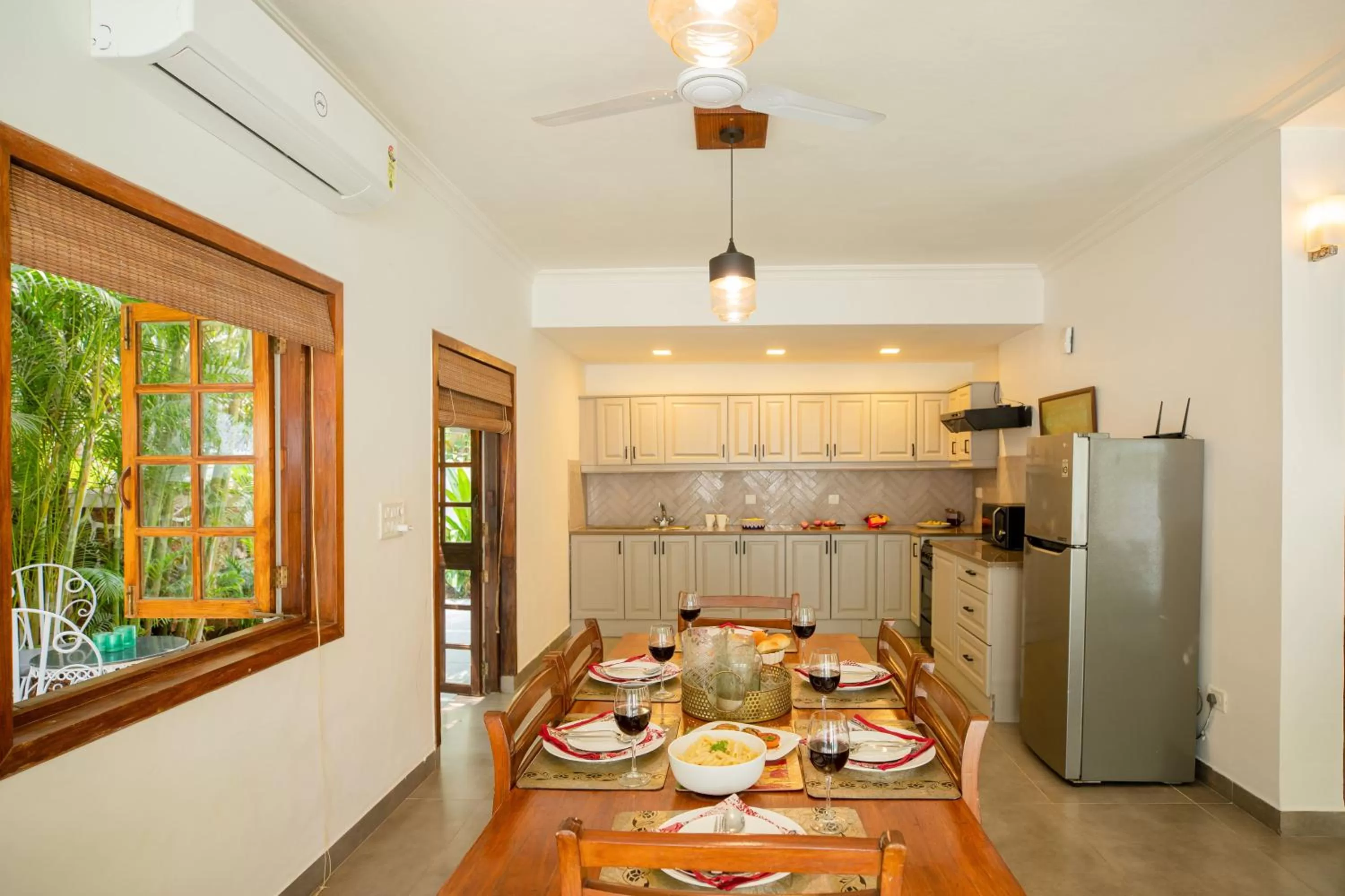 Kitchen or kitchenette in Aguada Anchorage - The Villa Resort, Candolim