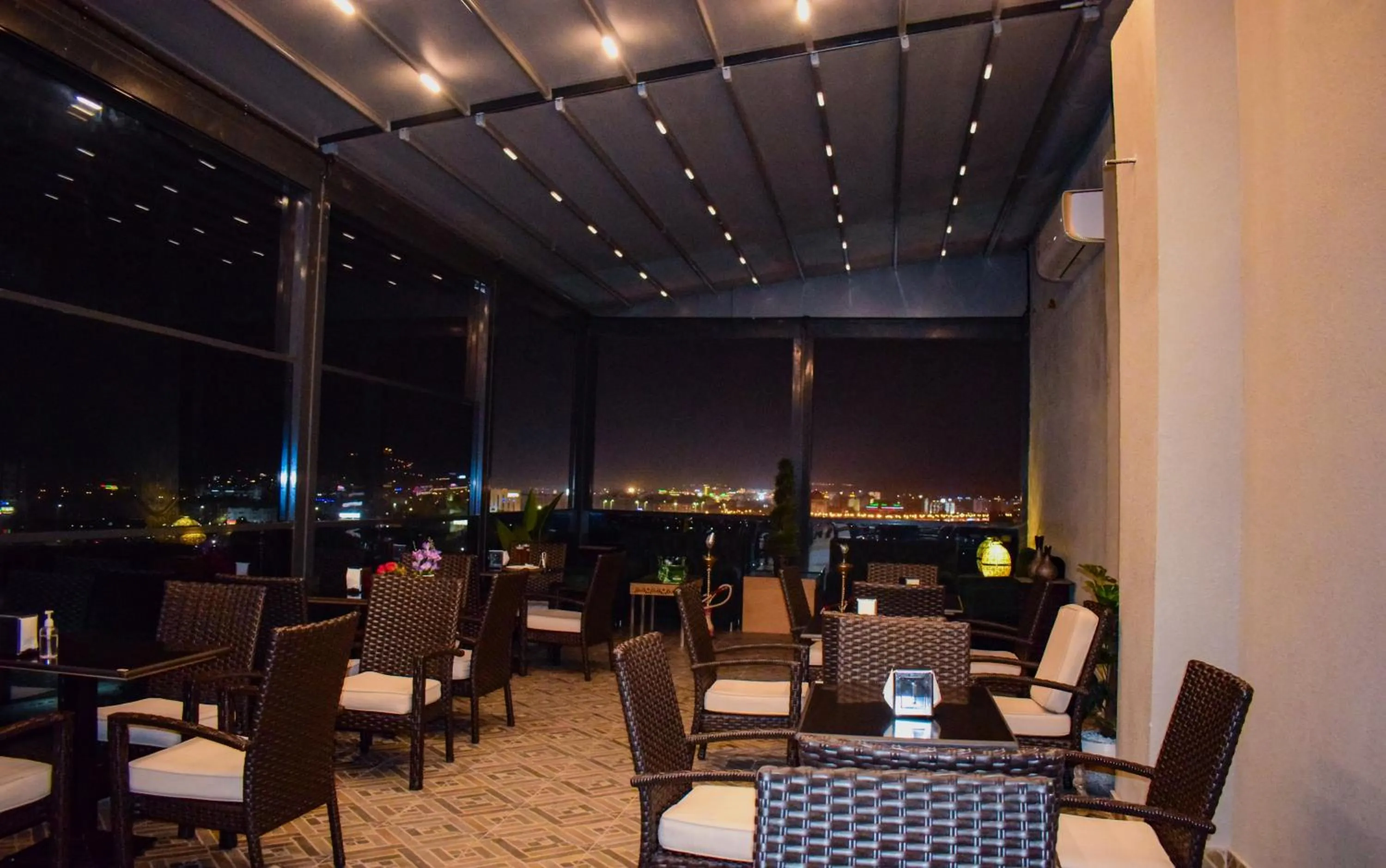 Restaurant/places to eat in The Secure Inn Hotel Muscat