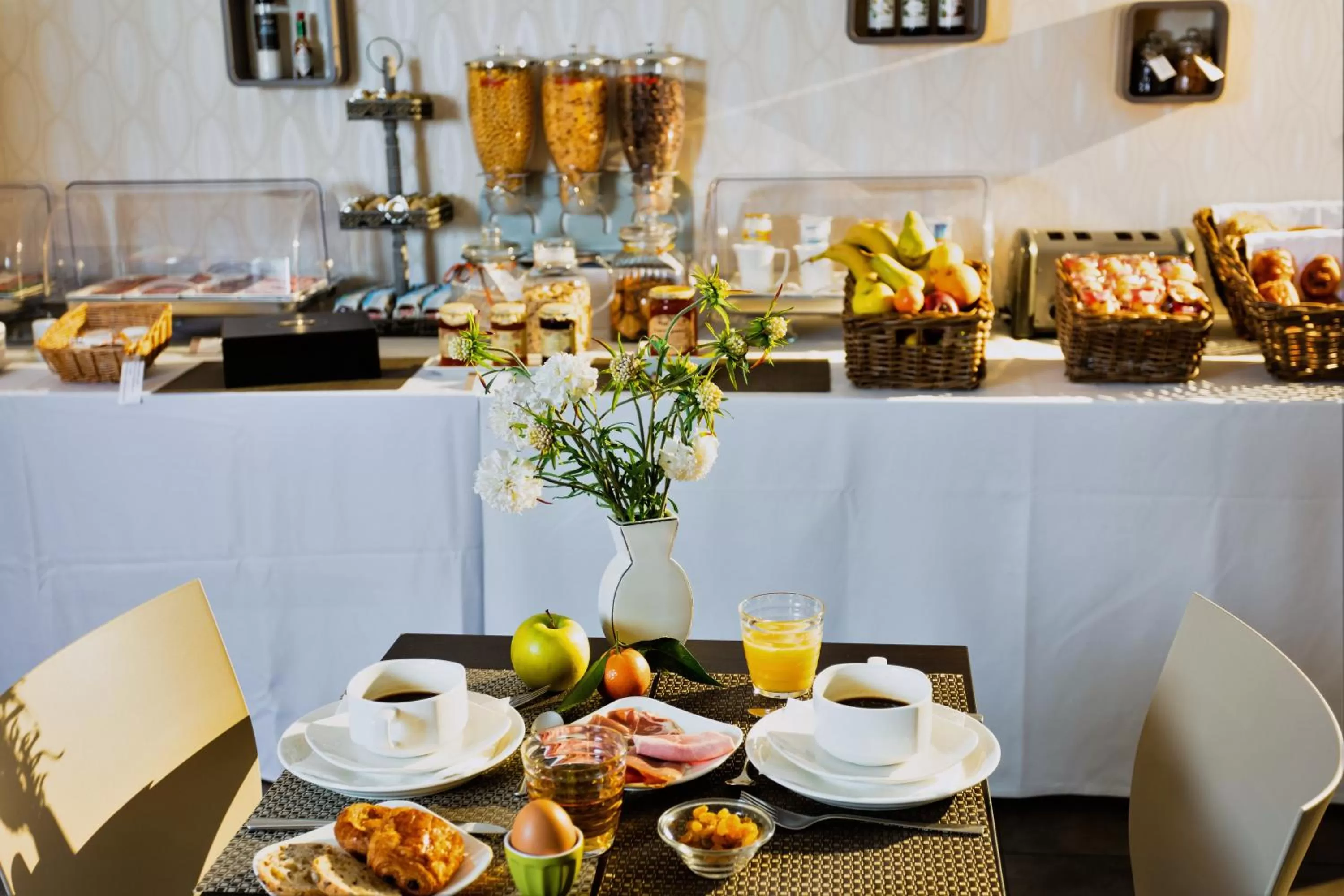 Breakfast in Forme-hotel & Spa Montpellier Sud-Est - Parc Expositions - Arena