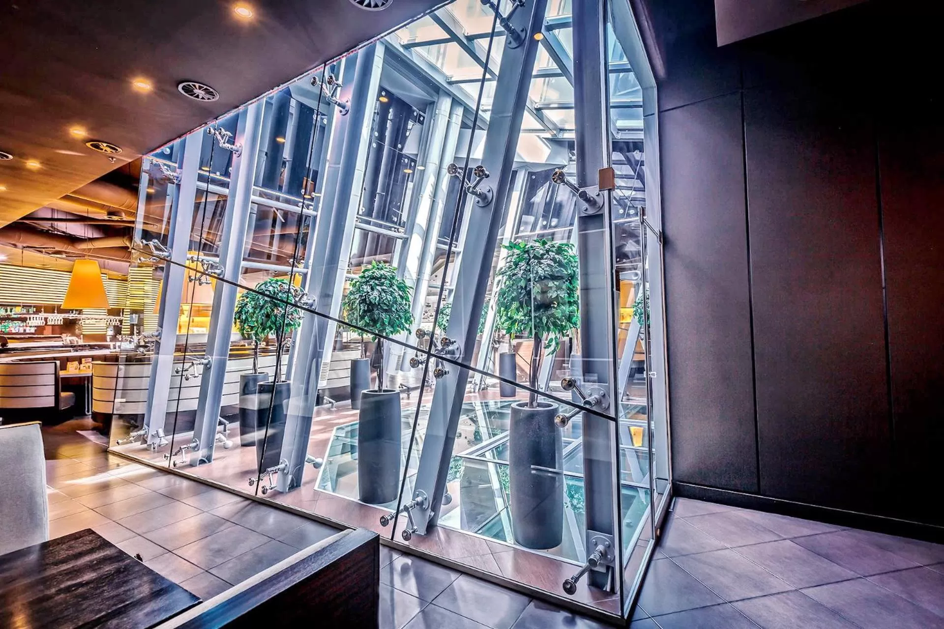 Restaurant/places to eat in Best Apartments in Most City, River View