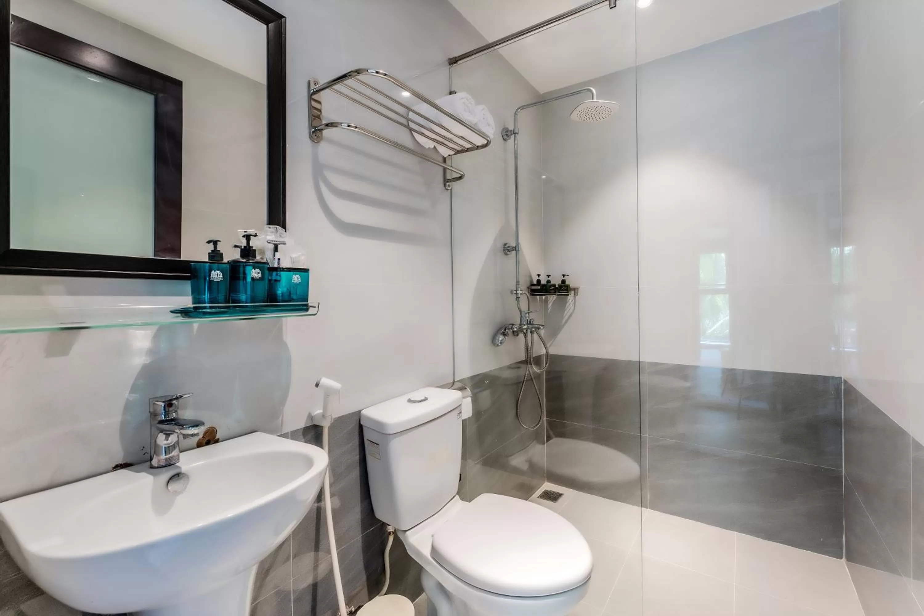 Shower in Lacasa Old Town Villa