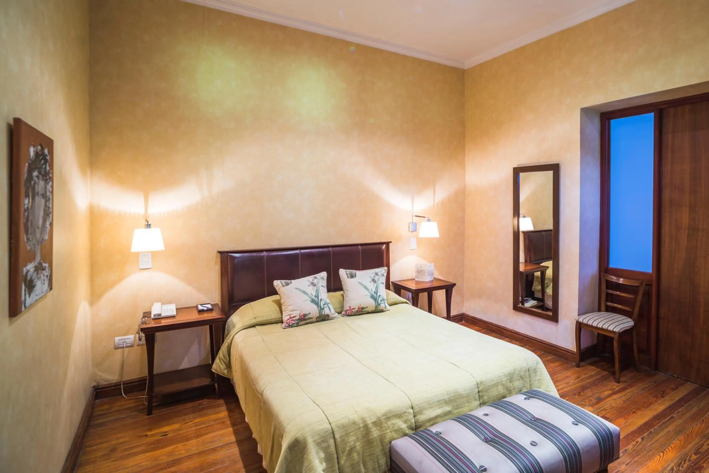 Double Room in Club Tapiz