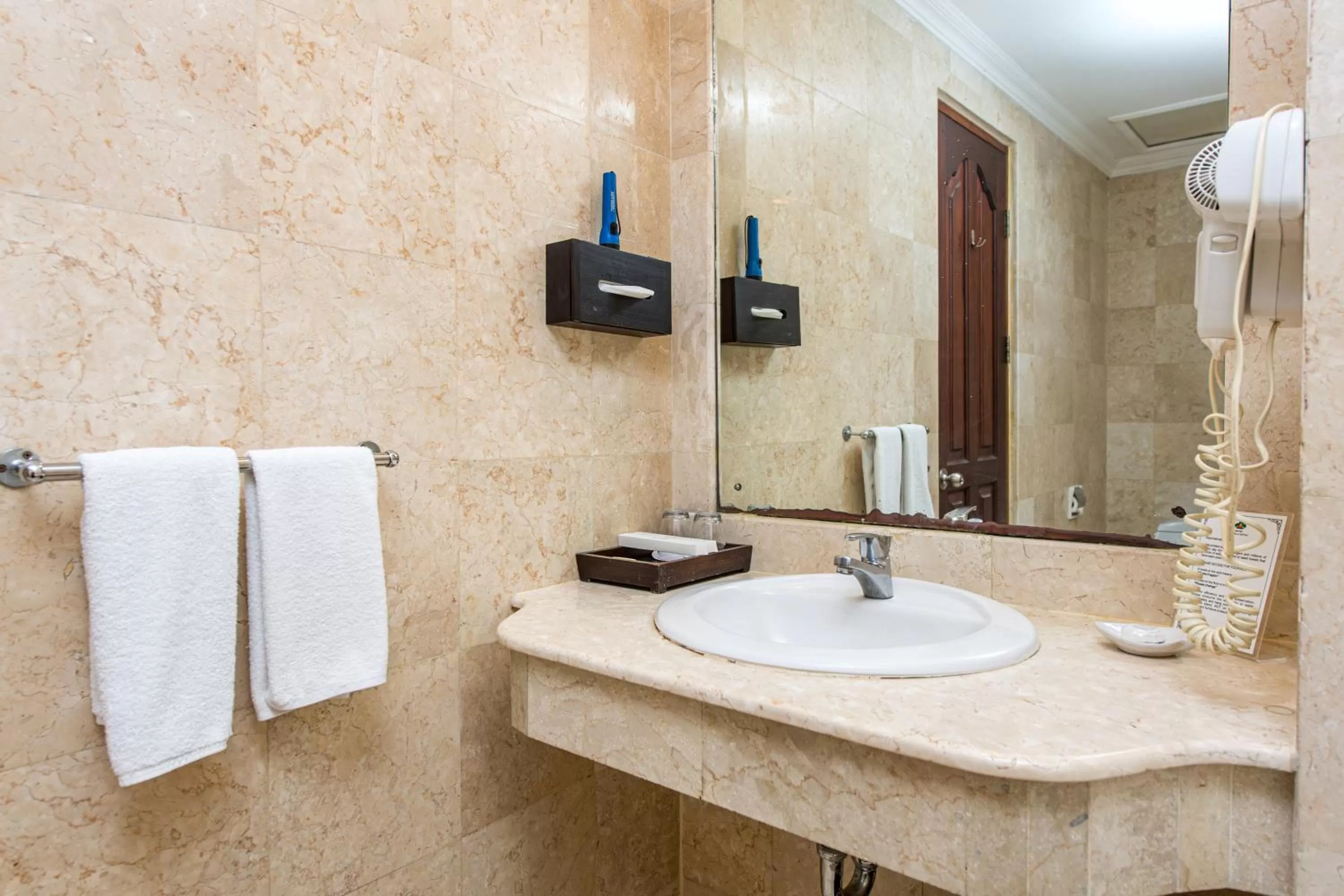 Bathroom in Hotel Kumala Pantai