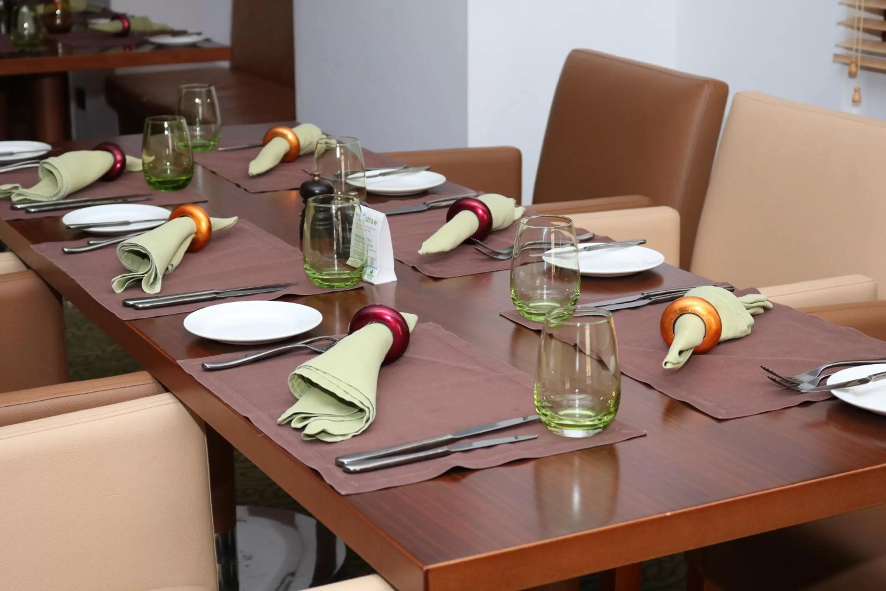 Restaurant/places to eat in Crowne Plaza Sohar by IHG