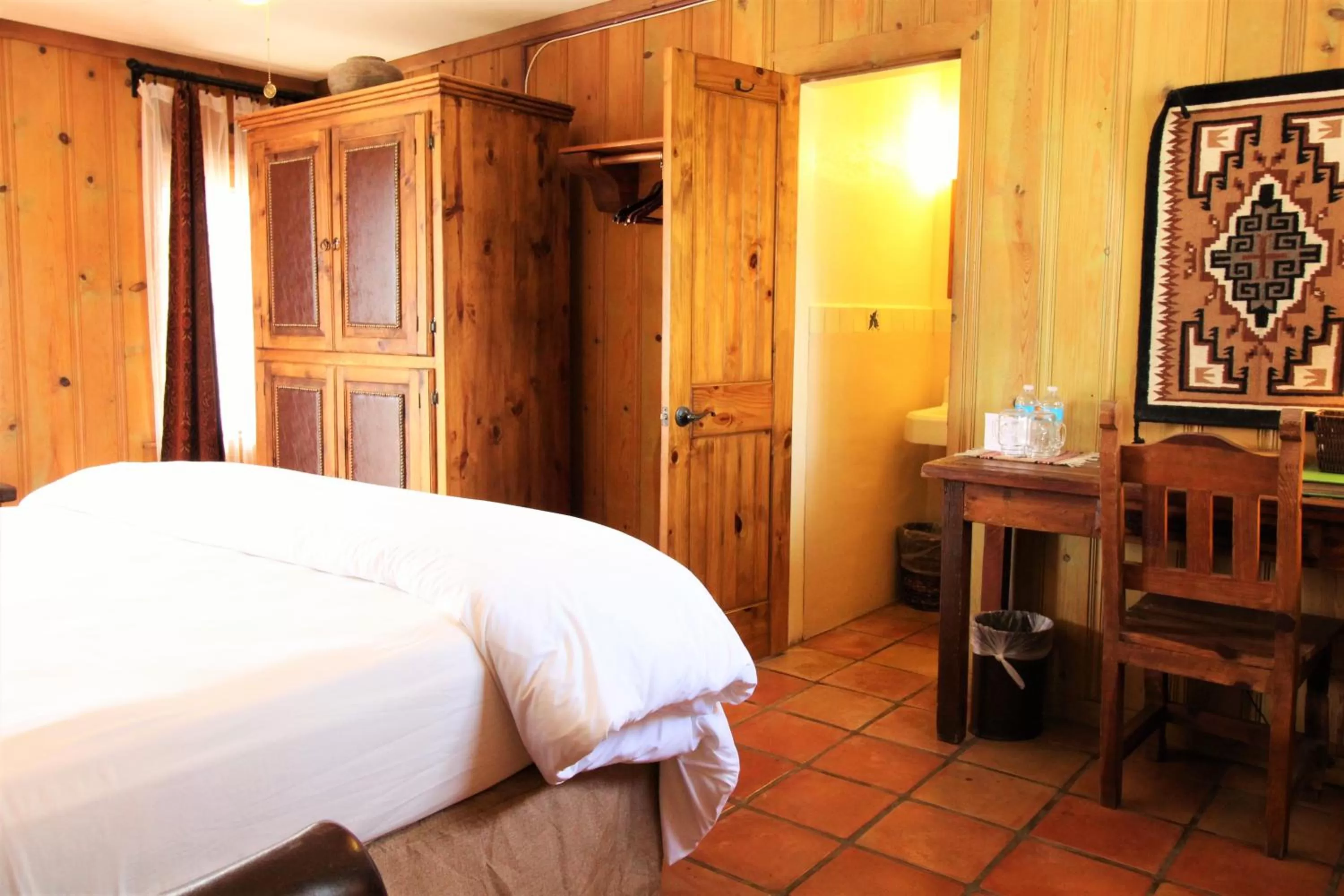 Bed in The Maverick Inn