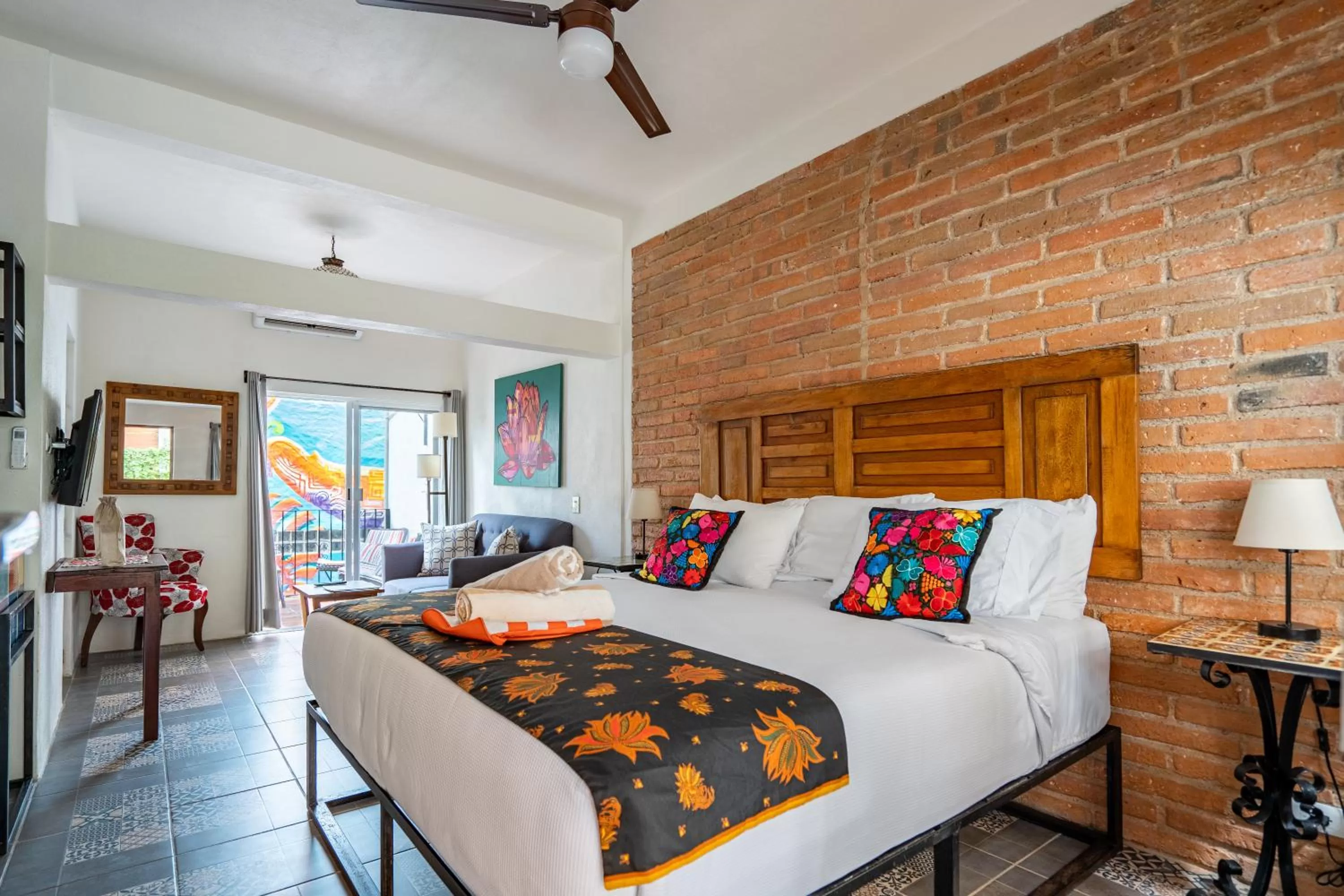 Bed in ZonaZ Boutique Hotel