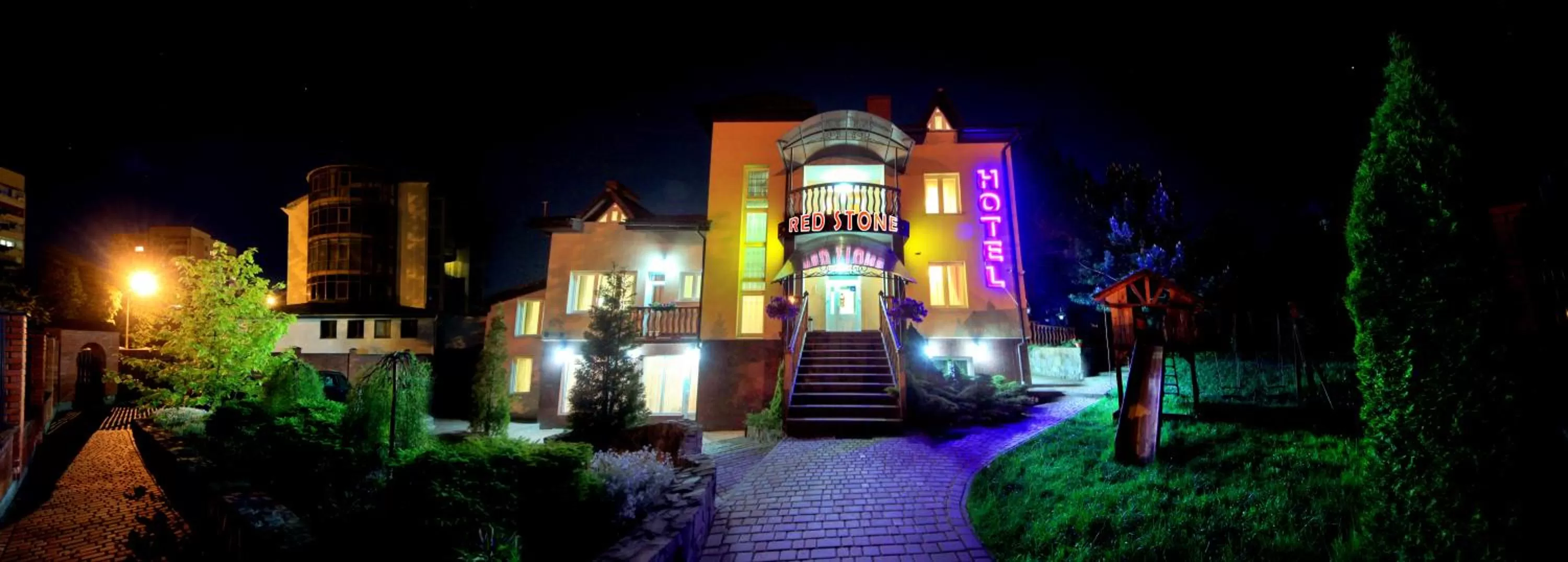 Property Building in Red Stone