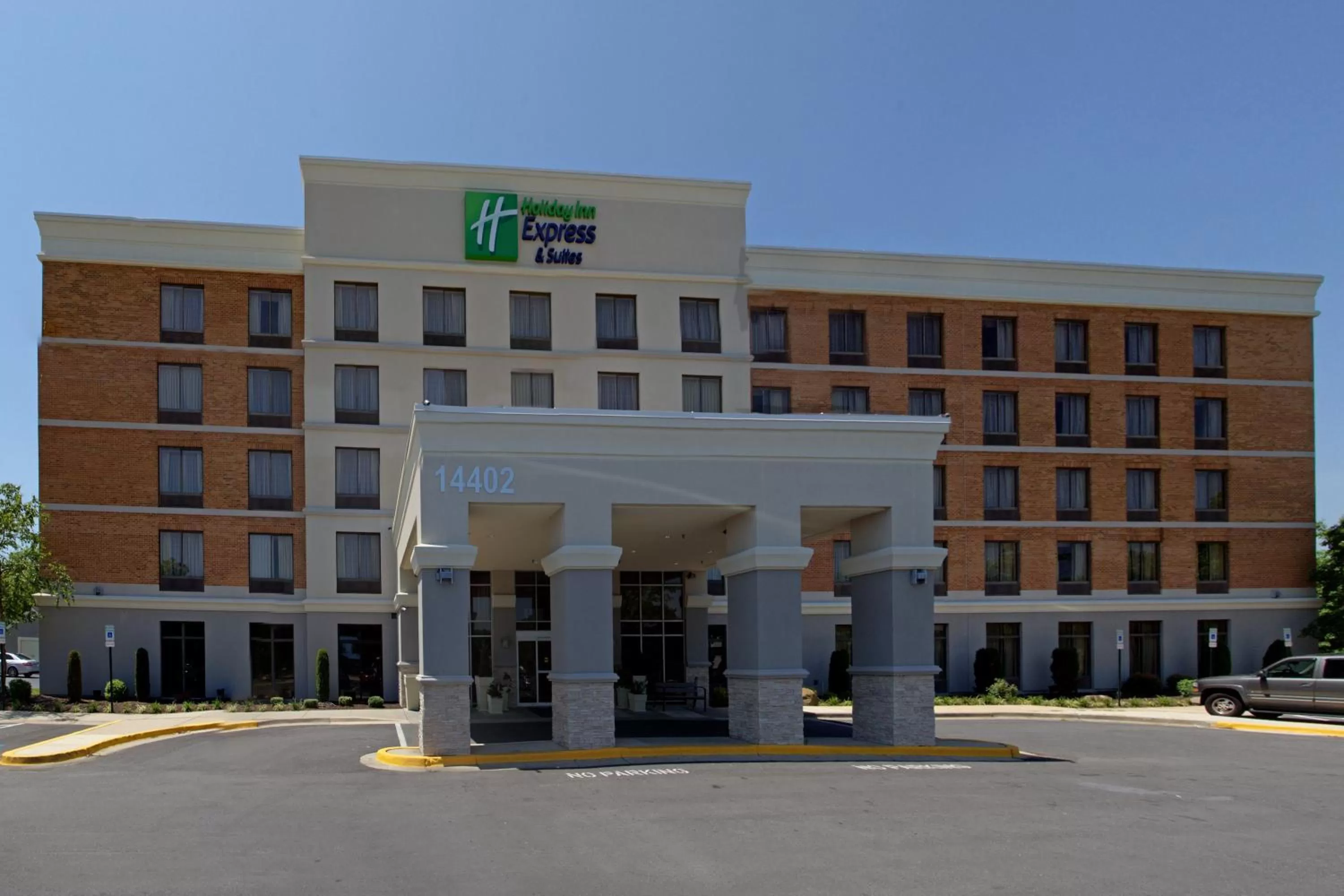 Property building in Holiday Inn Express & Suites Laurel Lakes by IHG