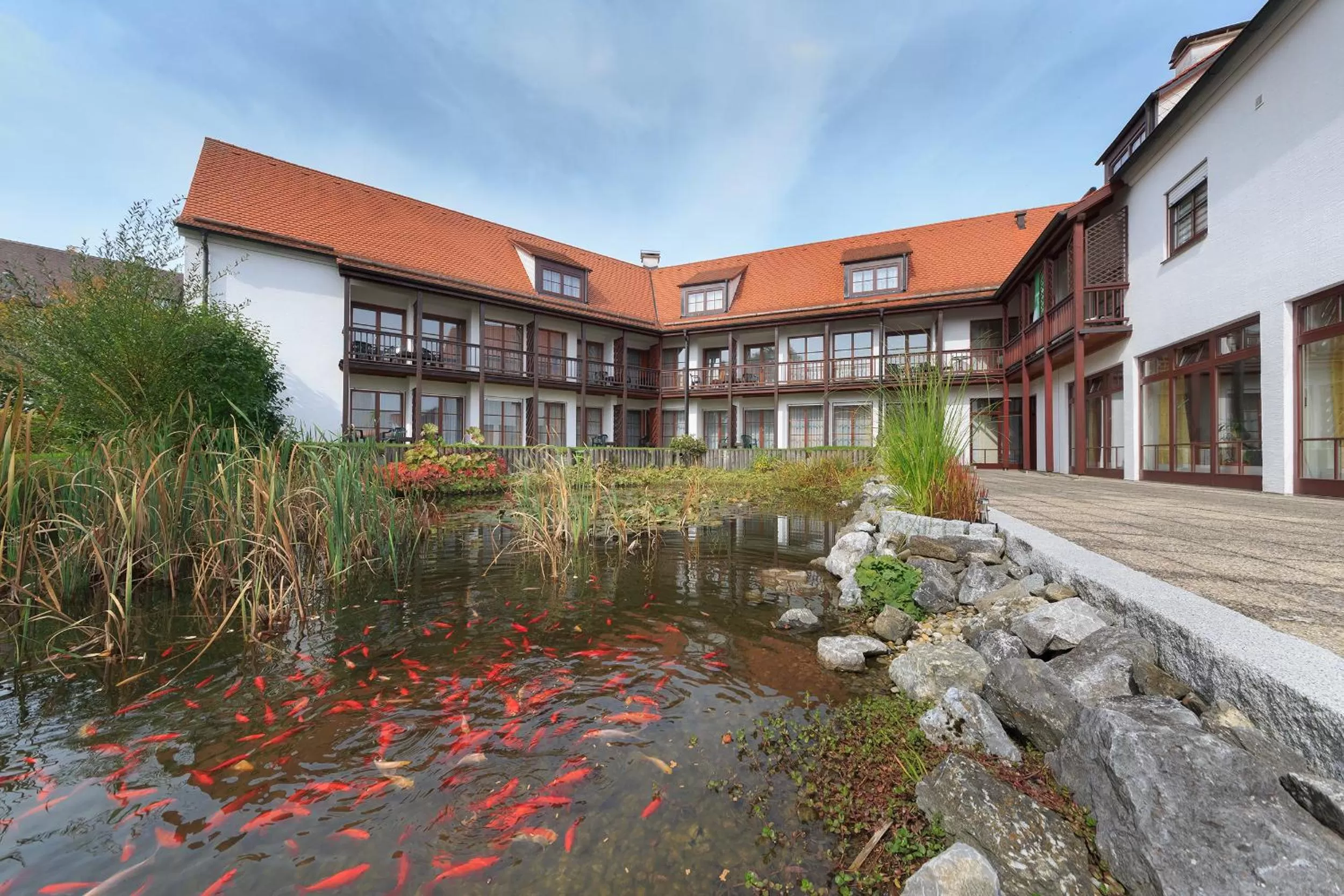 Patio, Property Building in Hotel Garni Gästehaus am Mühlbach