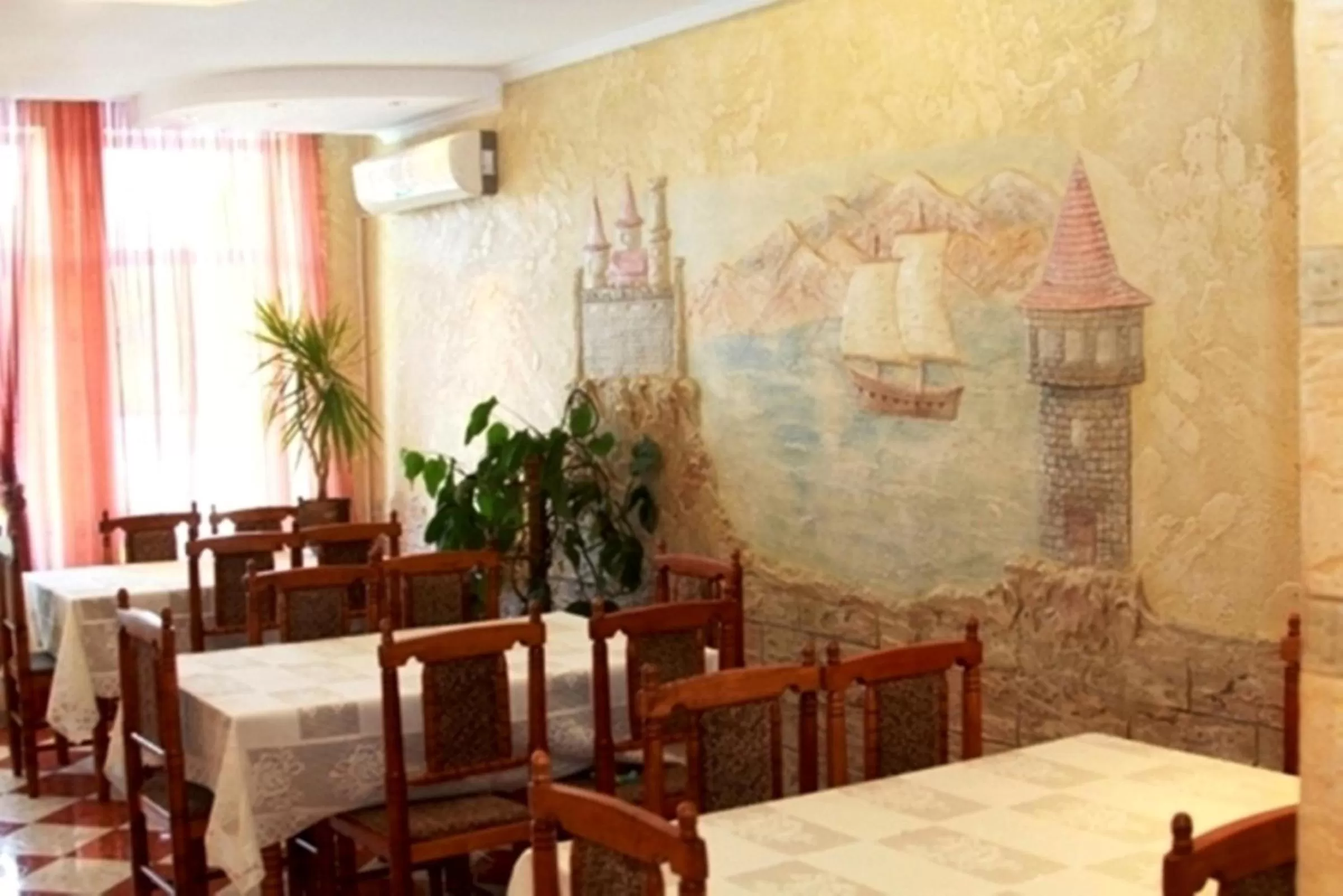 Restaurant/places to eat in Edem Hotel