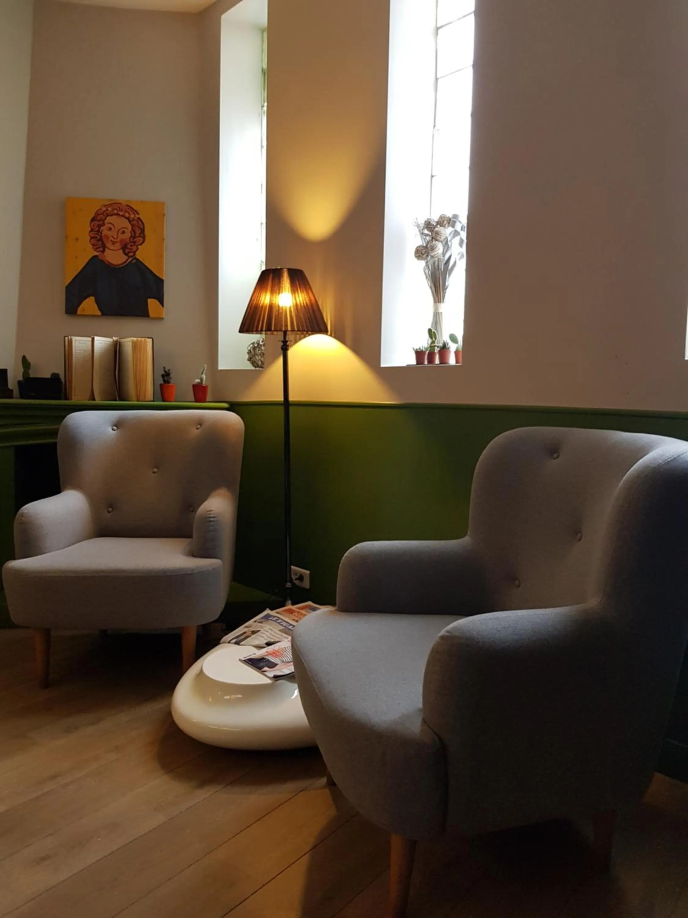 Lounge or bar in Hôtel St Sernin