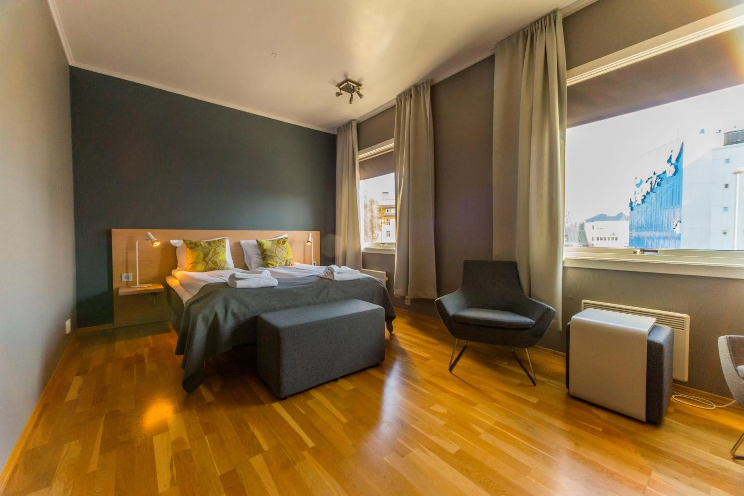 Photo of the whole room, Bed in Fast Hotel Svolvær