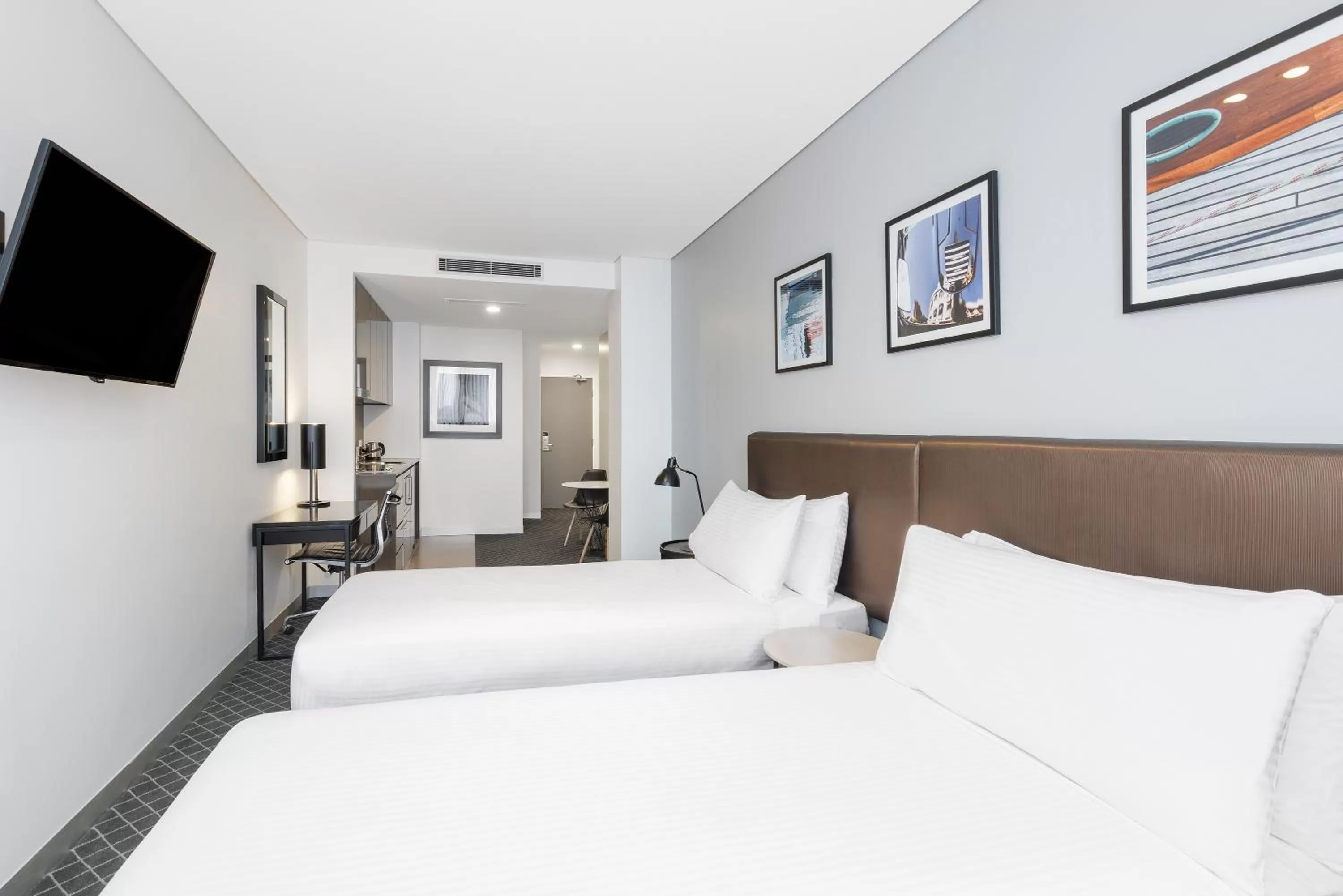 Bedroom, Bed in Holiday Inn & Suites Sydney Bondi Junction by IHG