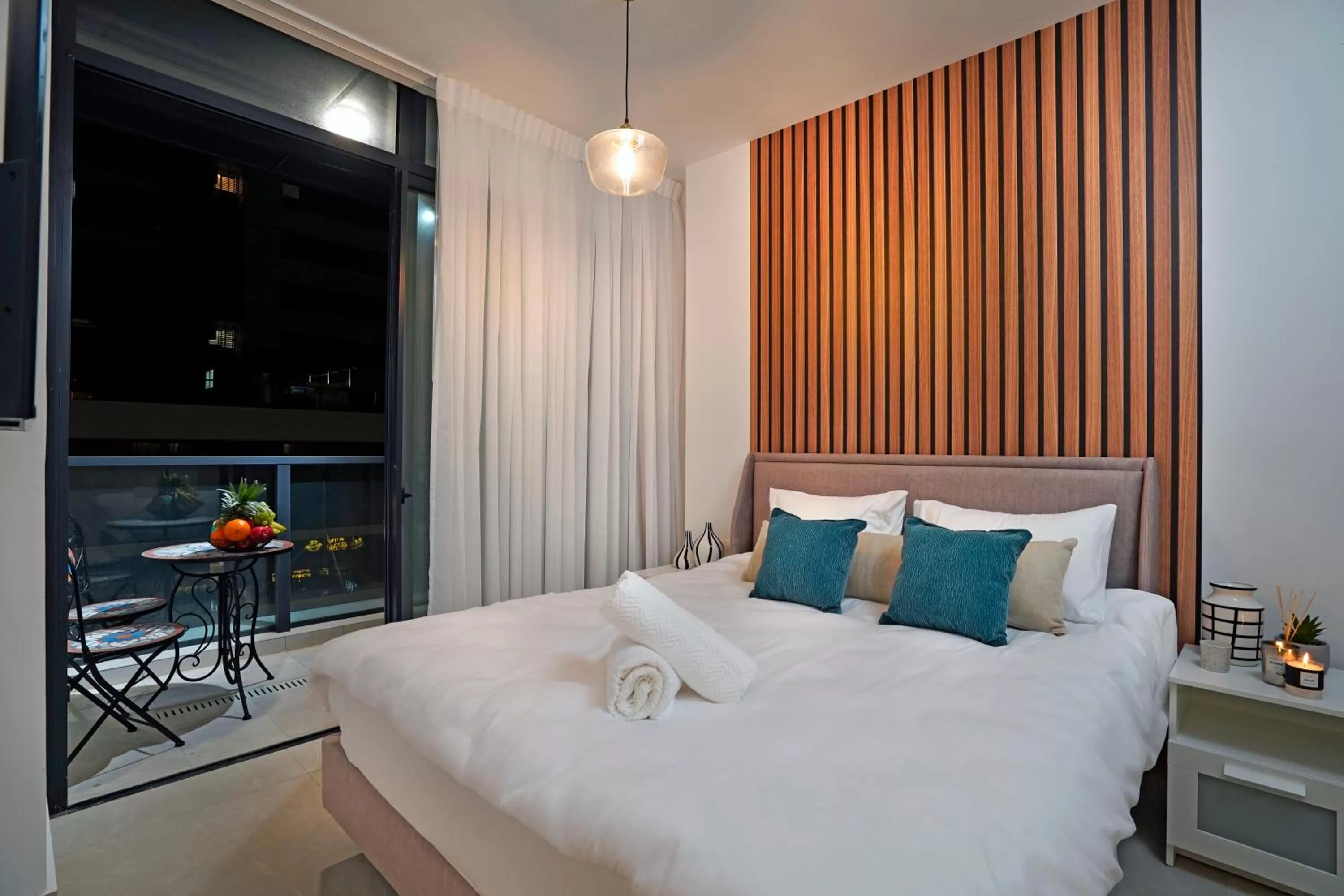 Bed in Hi-Yam SeaView Apartments & Suites