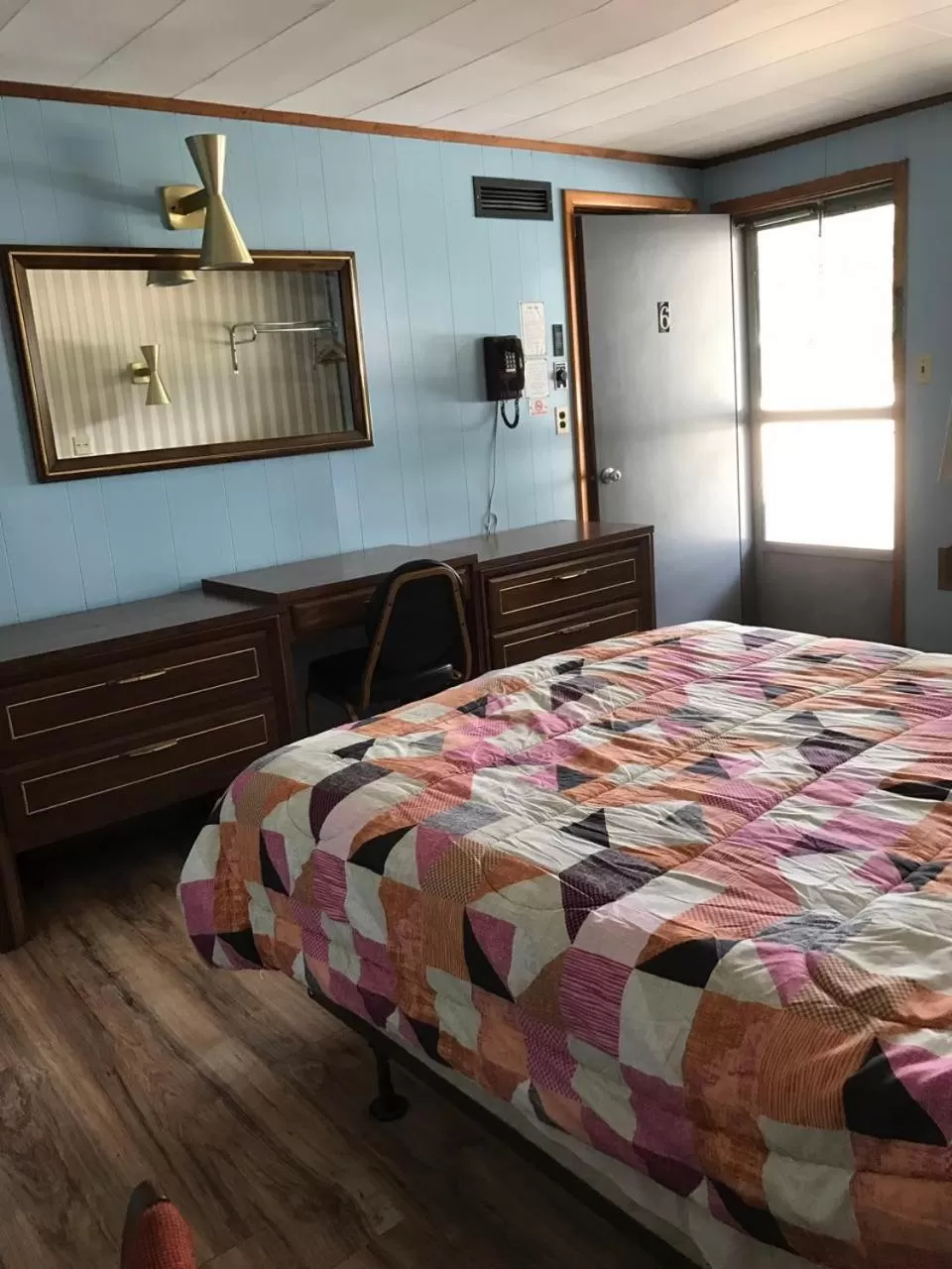 Bed in Melody Motor Lodge