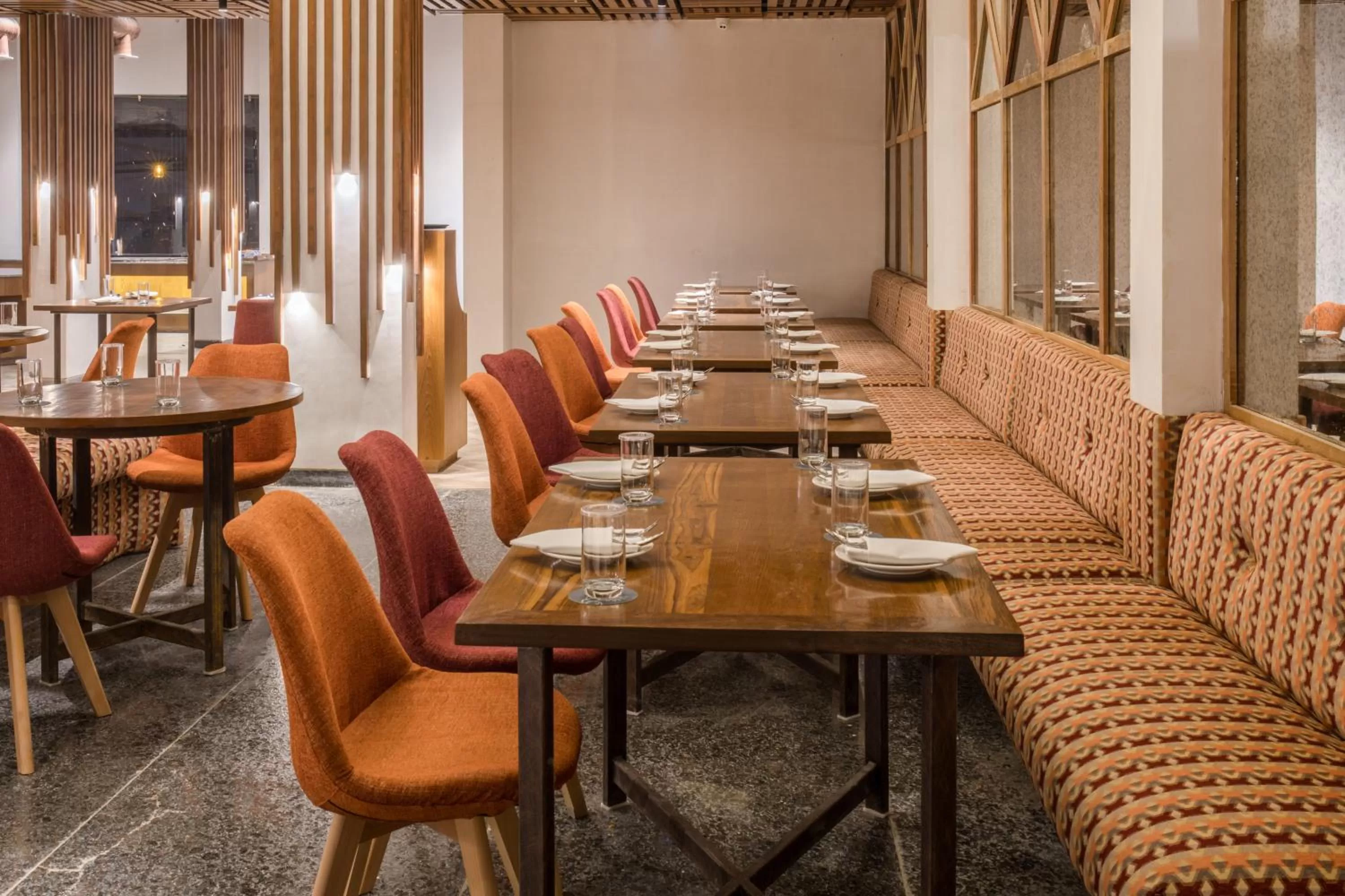 Restaurant/places to eat in Centre Point Navi Mumbai