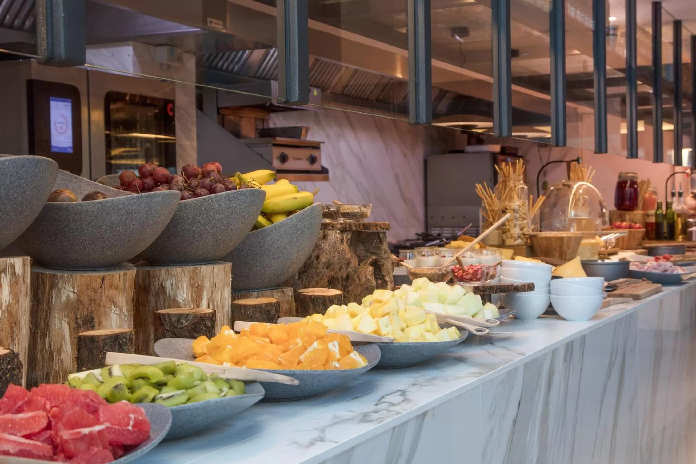 Buffet breakfast in INNSiDE by Meliá Palma Bosque