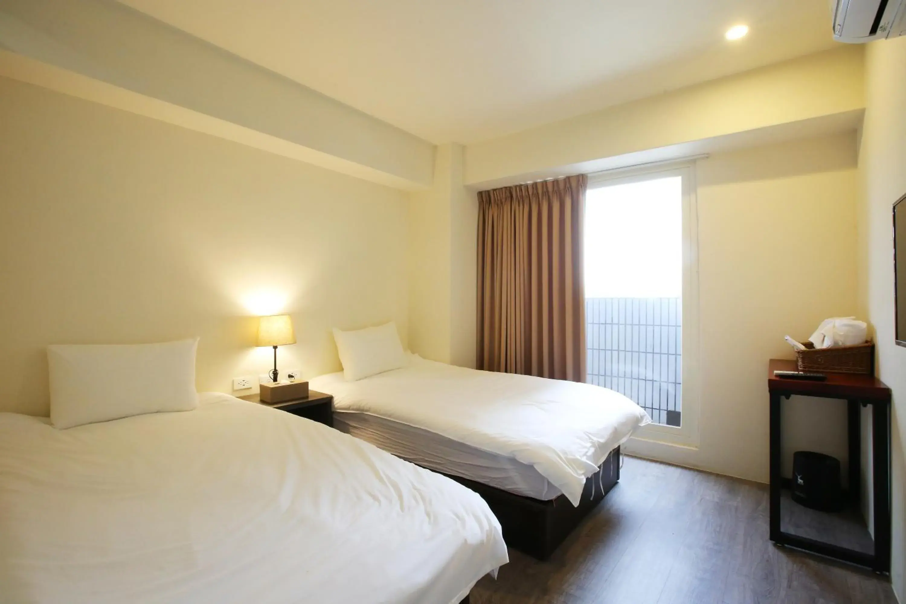 Standard Twin Room in Loosha Hostel Standard Twin Room in Loosha Hostel