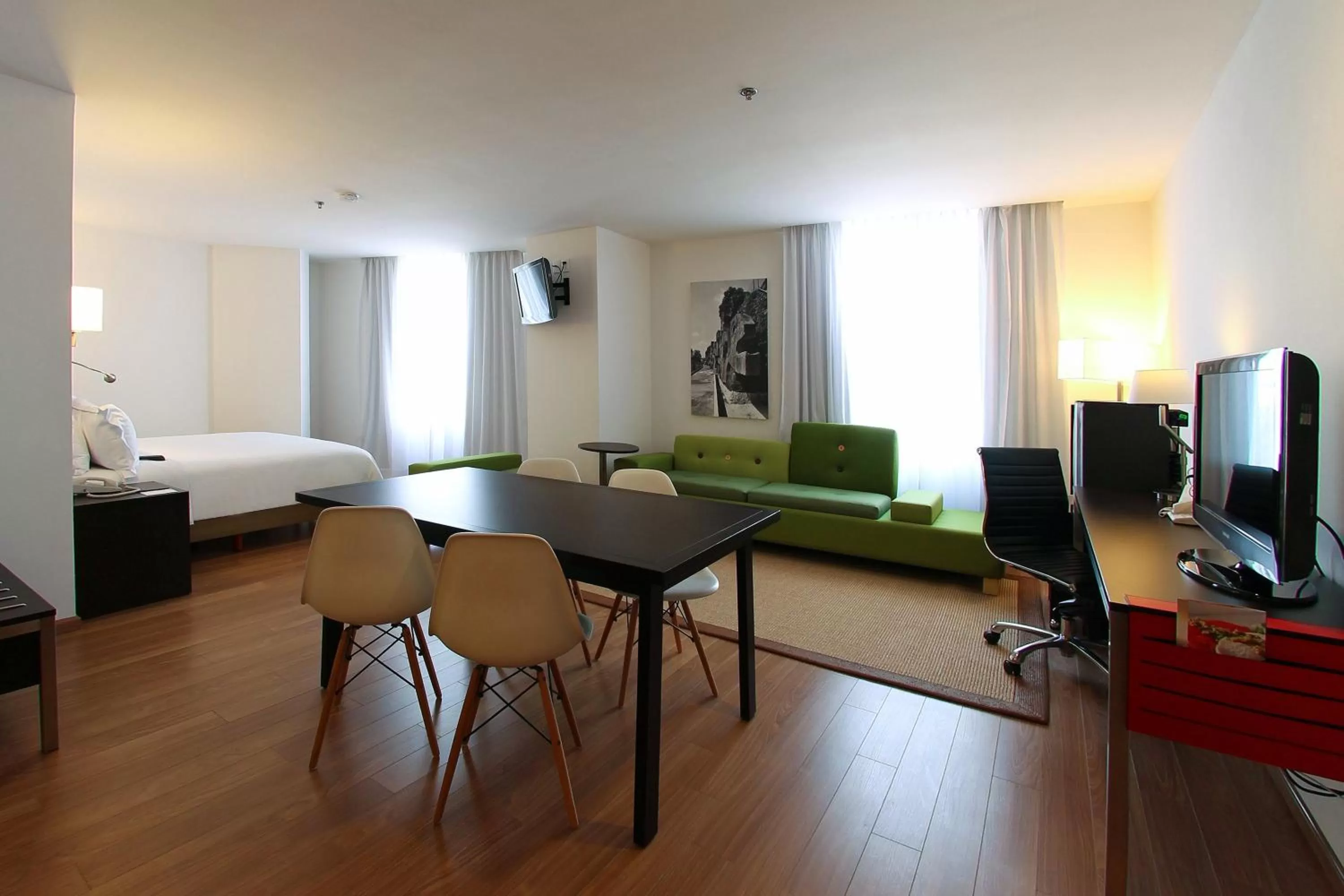 Bedroom, Bed in Fiesta Inn Express Naucalpan