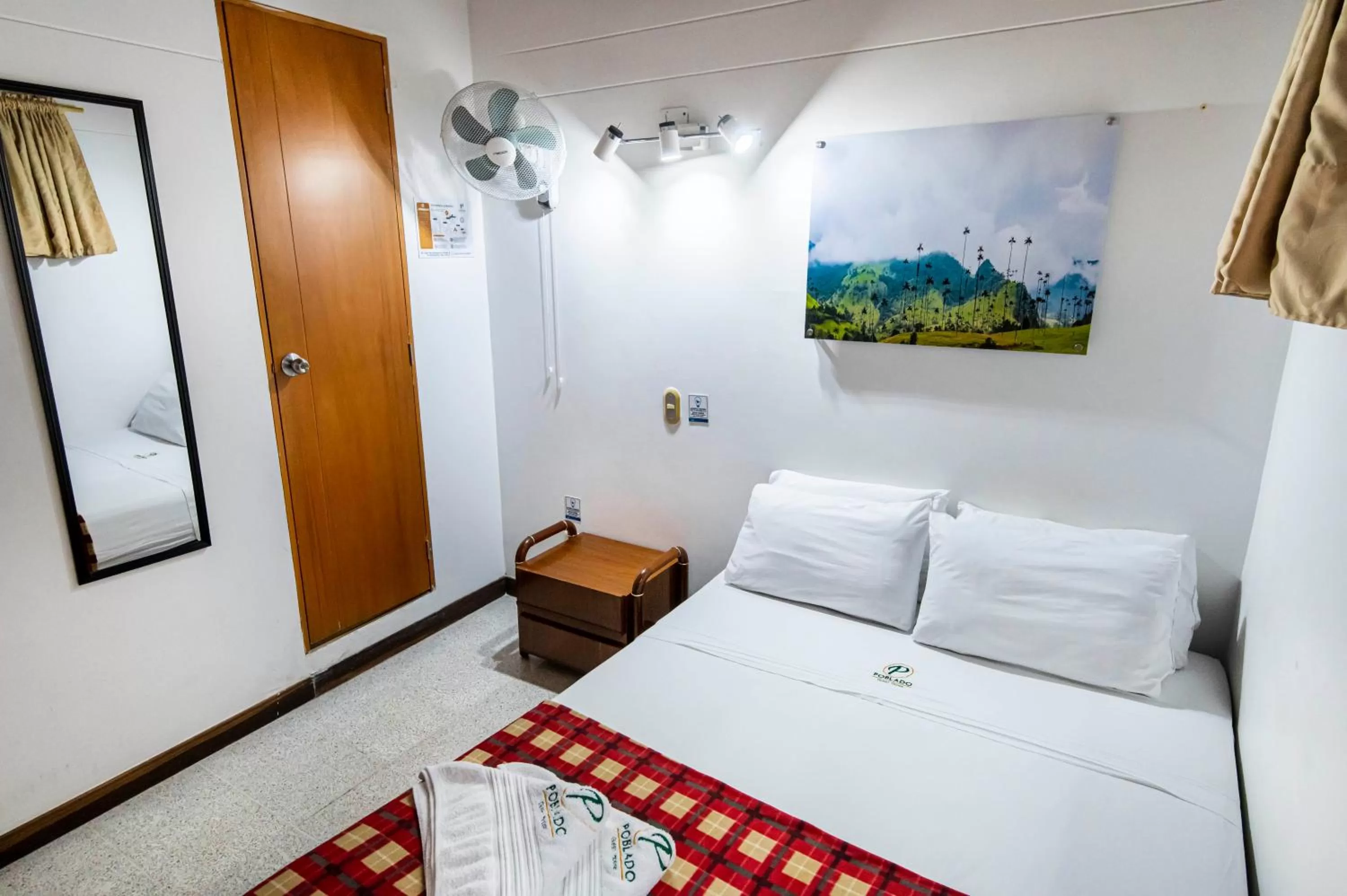 Other, Bed in Poblado Guest House