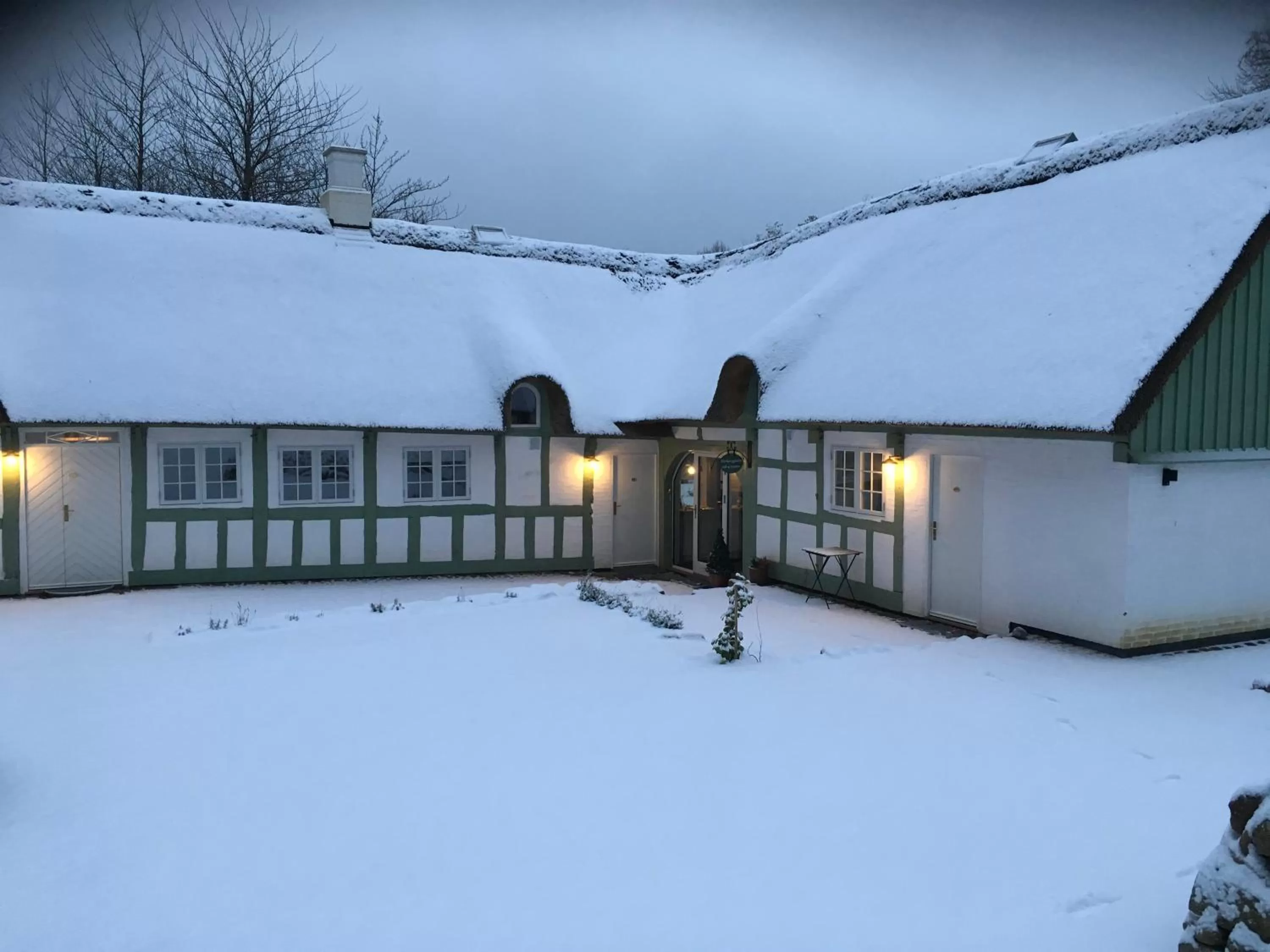 Property building in Hørhavegården B&B
