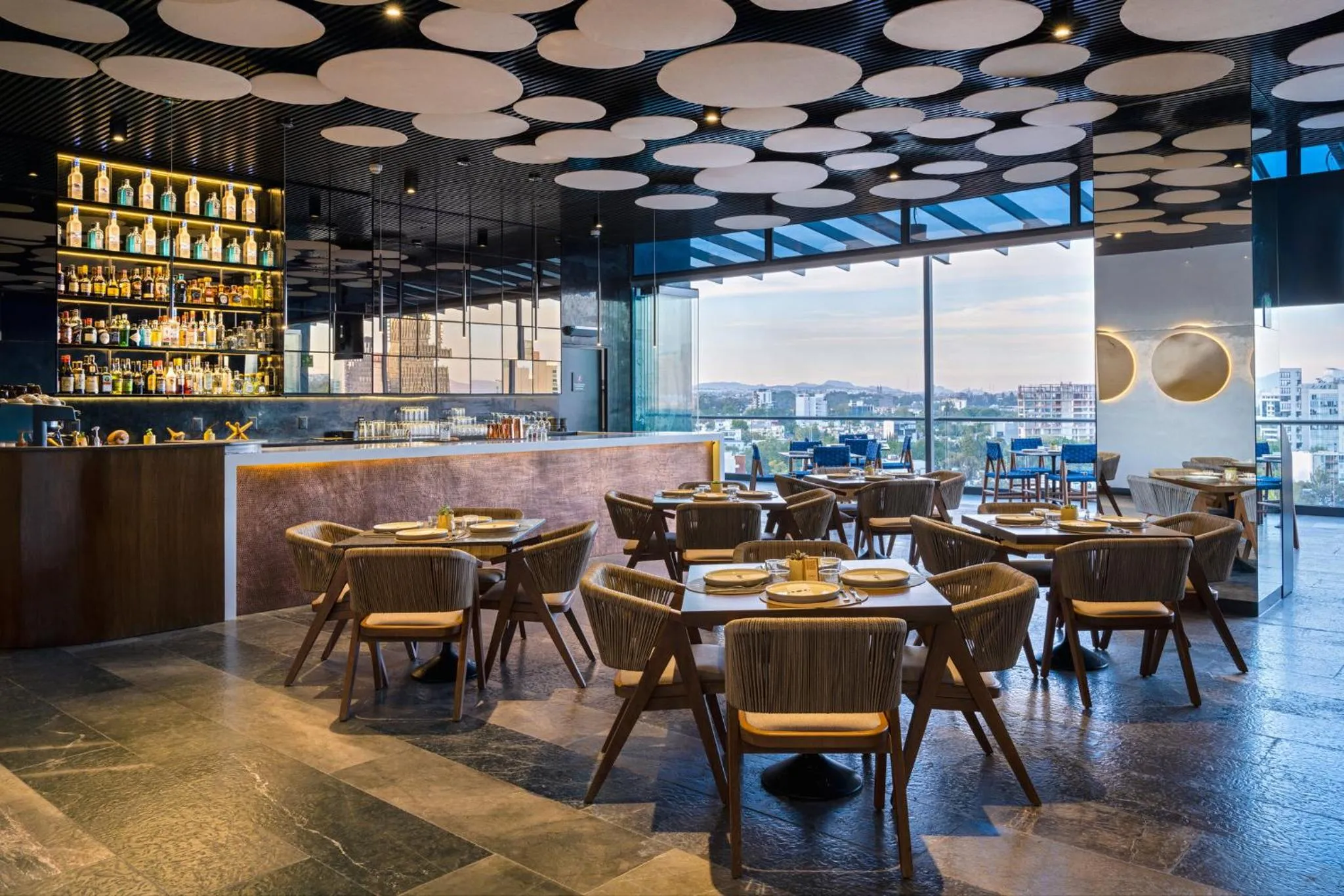 Restaurant/places to eat in voco Guadalajara Neruda by IHG