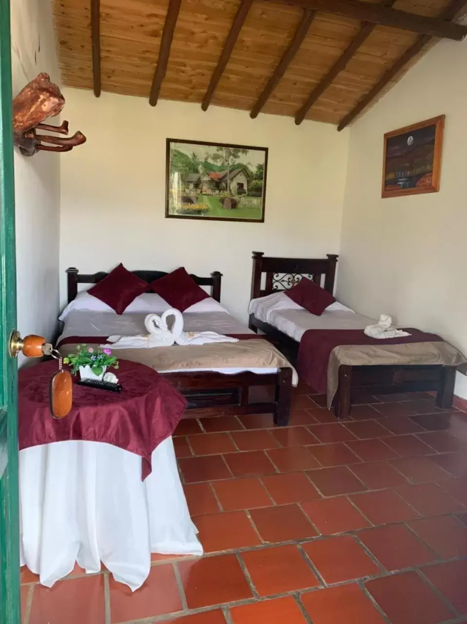 Comfort Triple Room in Hotel Campestre la Loma curiti Comfort Triple Room in Hotel Campestre la Loma curiti